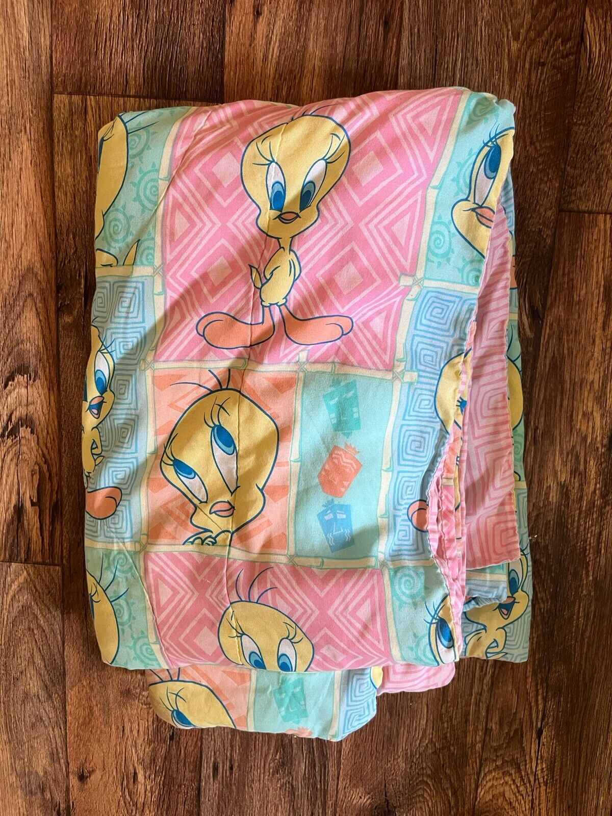 Vintage 2000 Looney Tunes Tweety Bird Twin Comforter