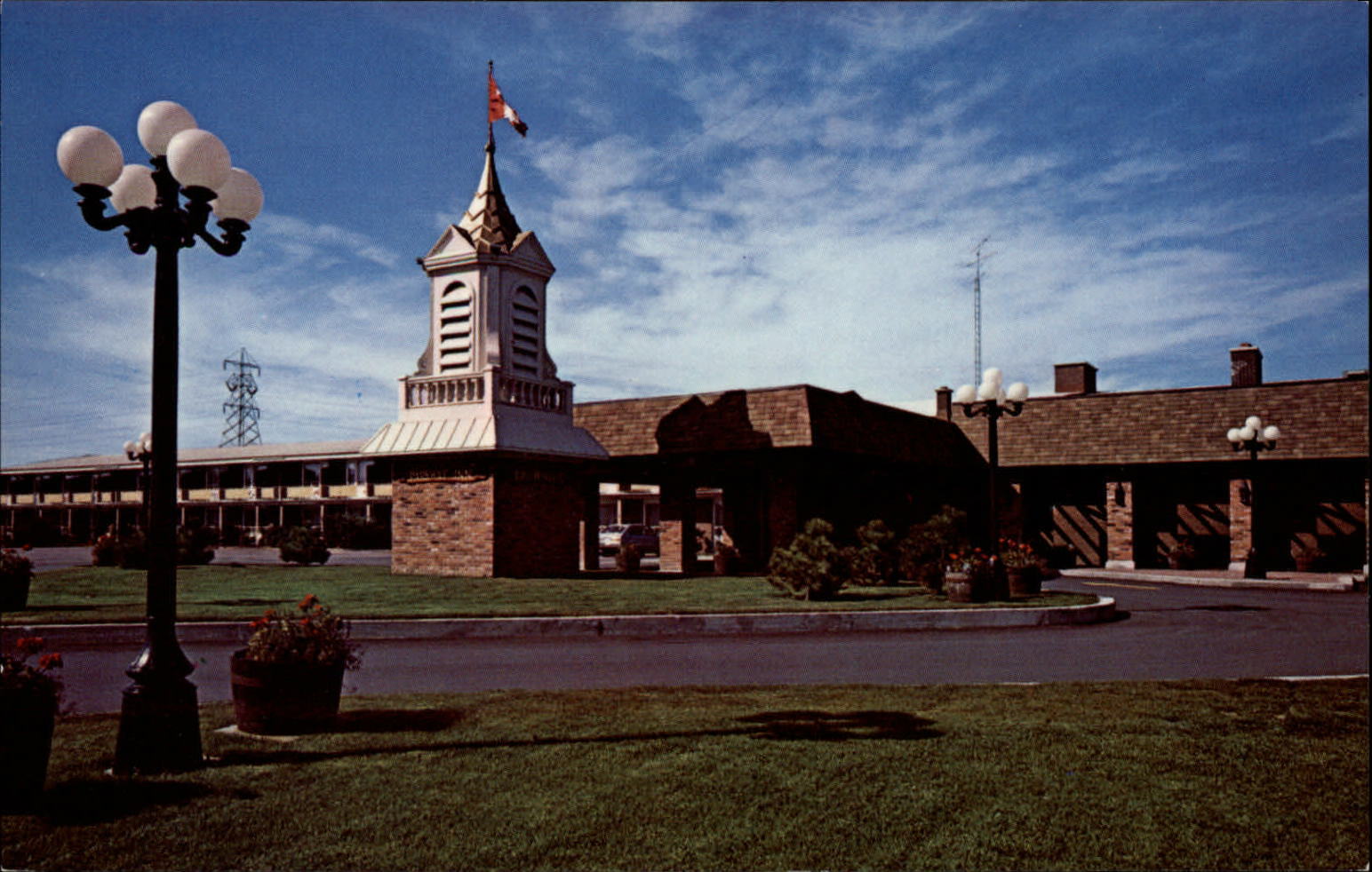 Cornwall Ontario Canada Best Western Parkway Inn exterior flag vintage postcard