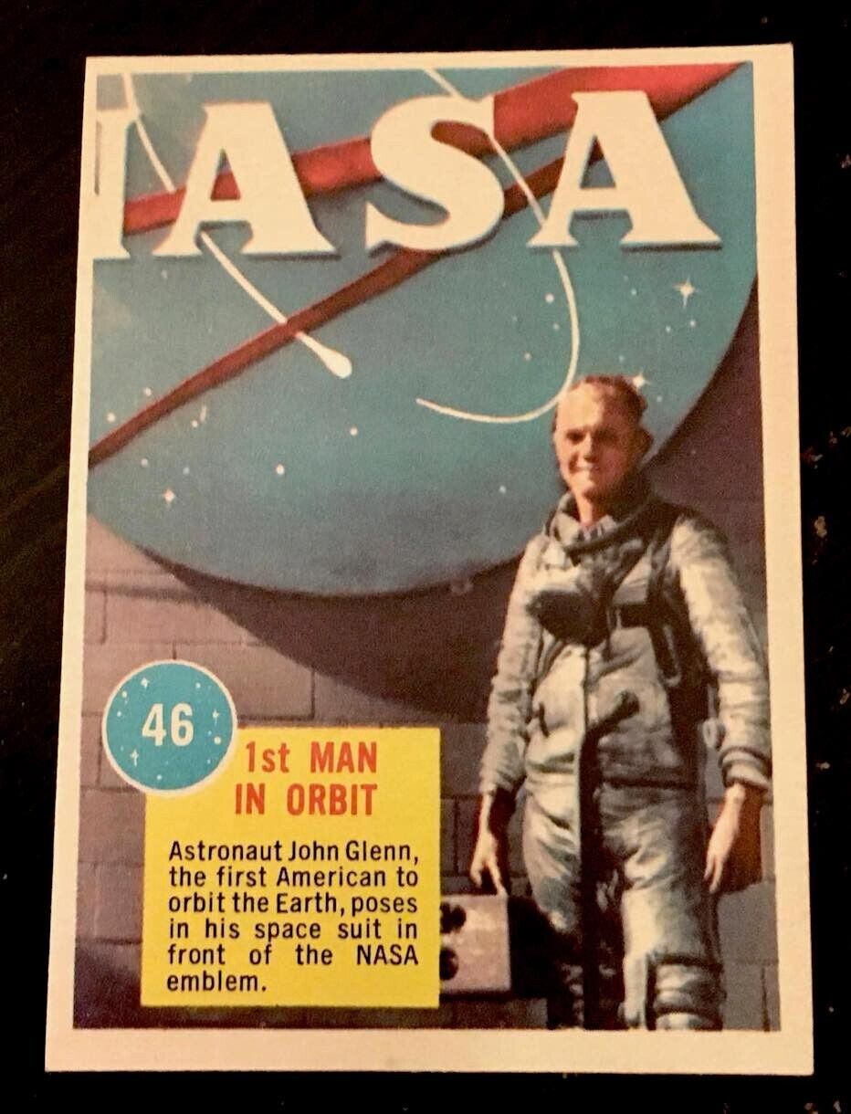1963 Topps Astronauts 3D Back #46 John Glenn Rookie Card In Training NASA
