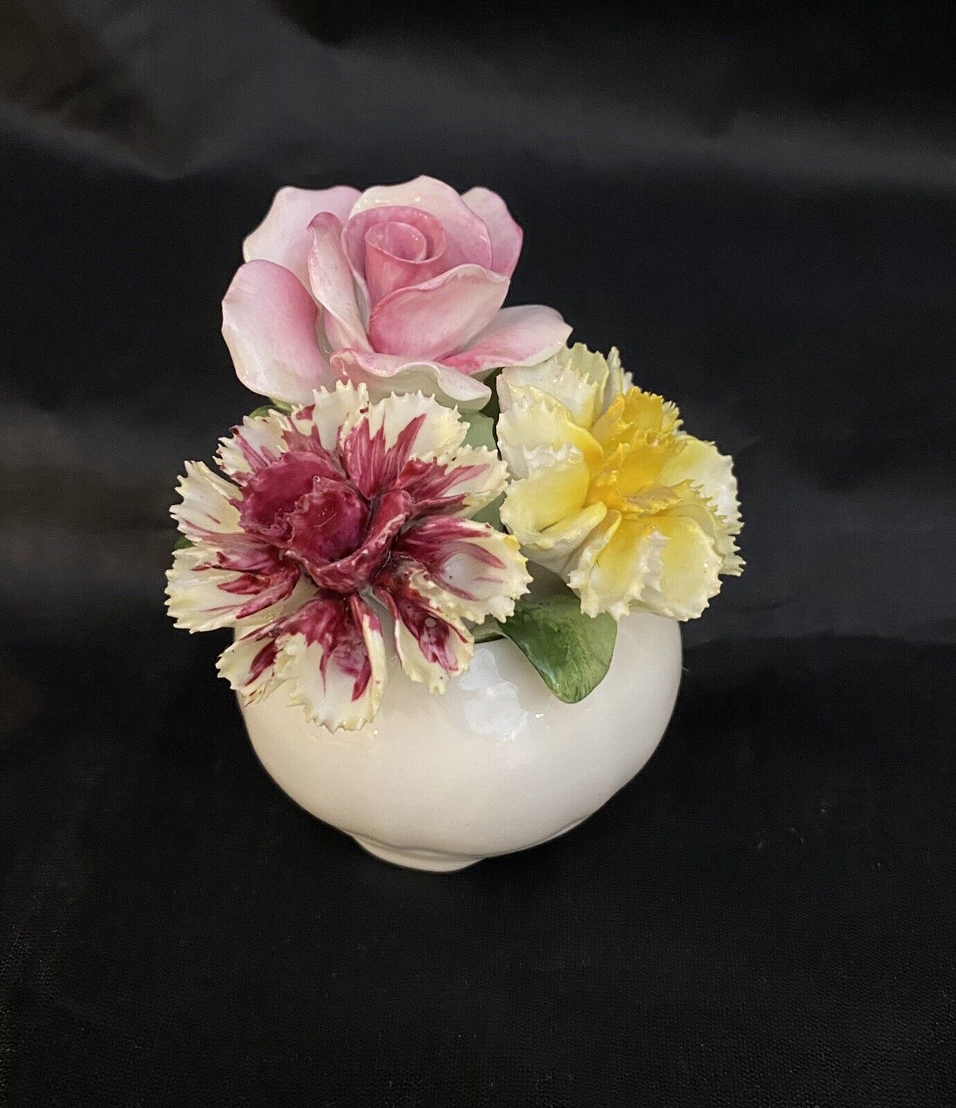 Healacraft Fine Bone China Vintage England Miniature Flower Blooms