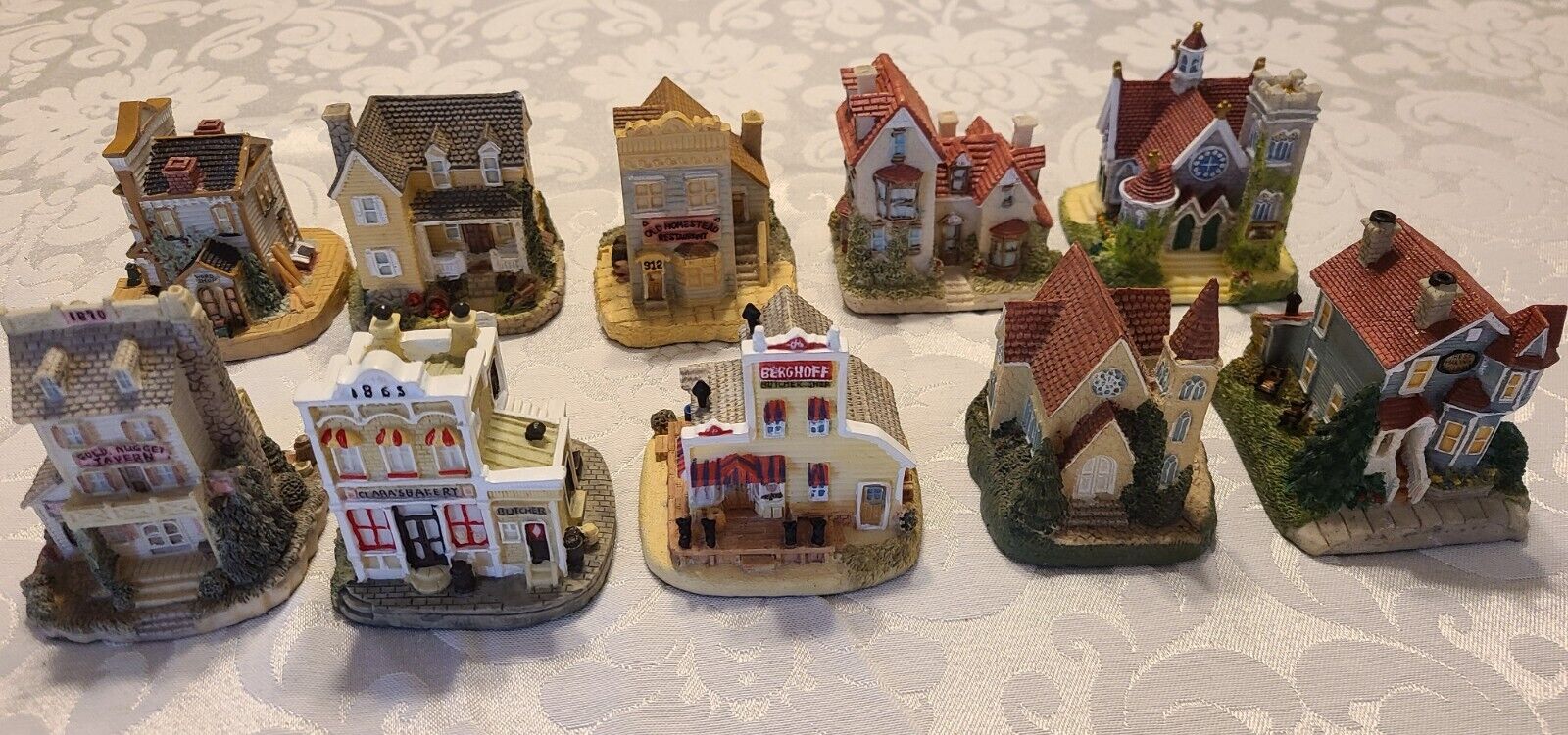 First Lot of 10 international resourcing services Mini Houses