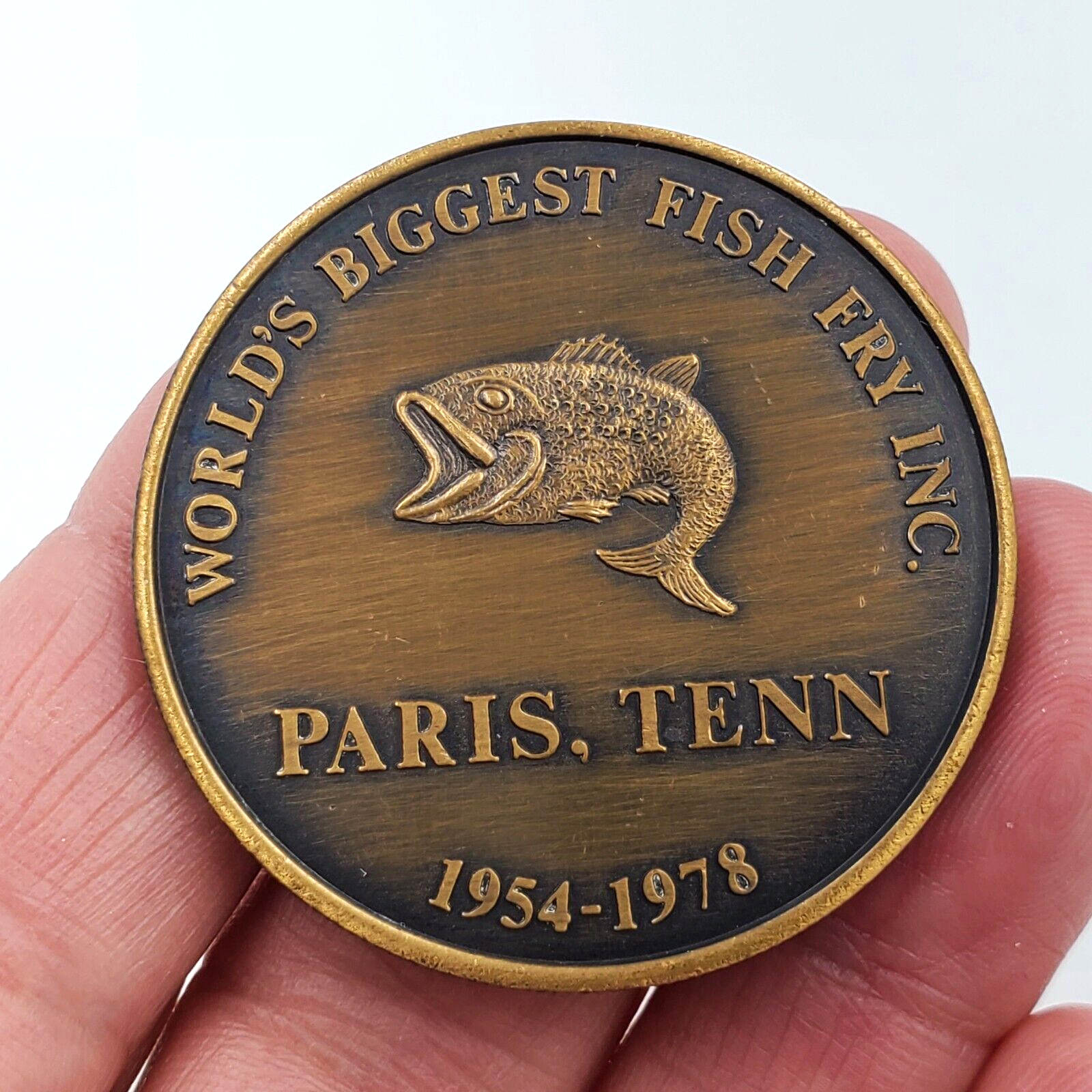 Vtg 1978 World\'s Biggest Fish Fry Paris, TN Coin Henry County Jaycees 25th Anniv
