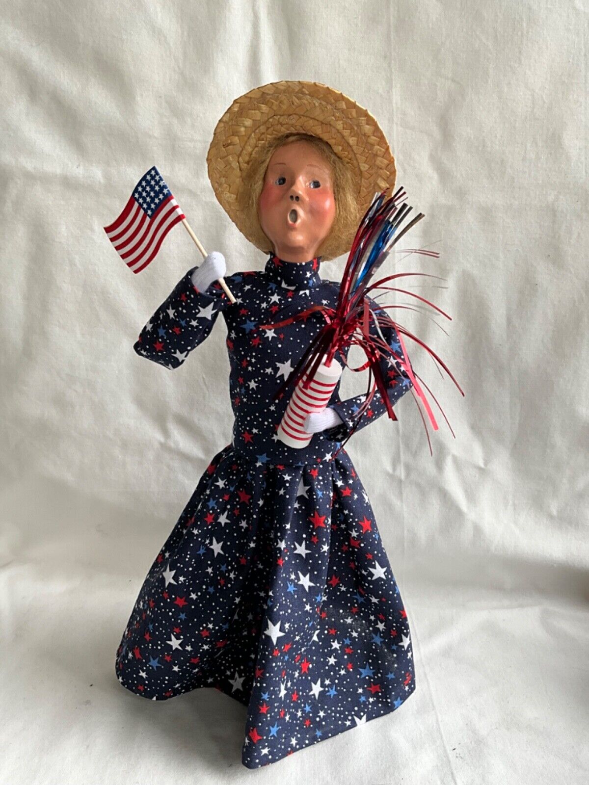 Byers Choice Patriotic Lady w/ Firework Sparkler & Flag Memorial 4th of July