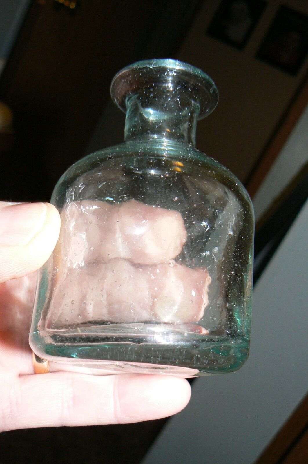 RARE EARLY 1830 FLARED LIP PONTIL INK OR MEDICINE BOTTLE 1000s OF TINY BUBBLES.