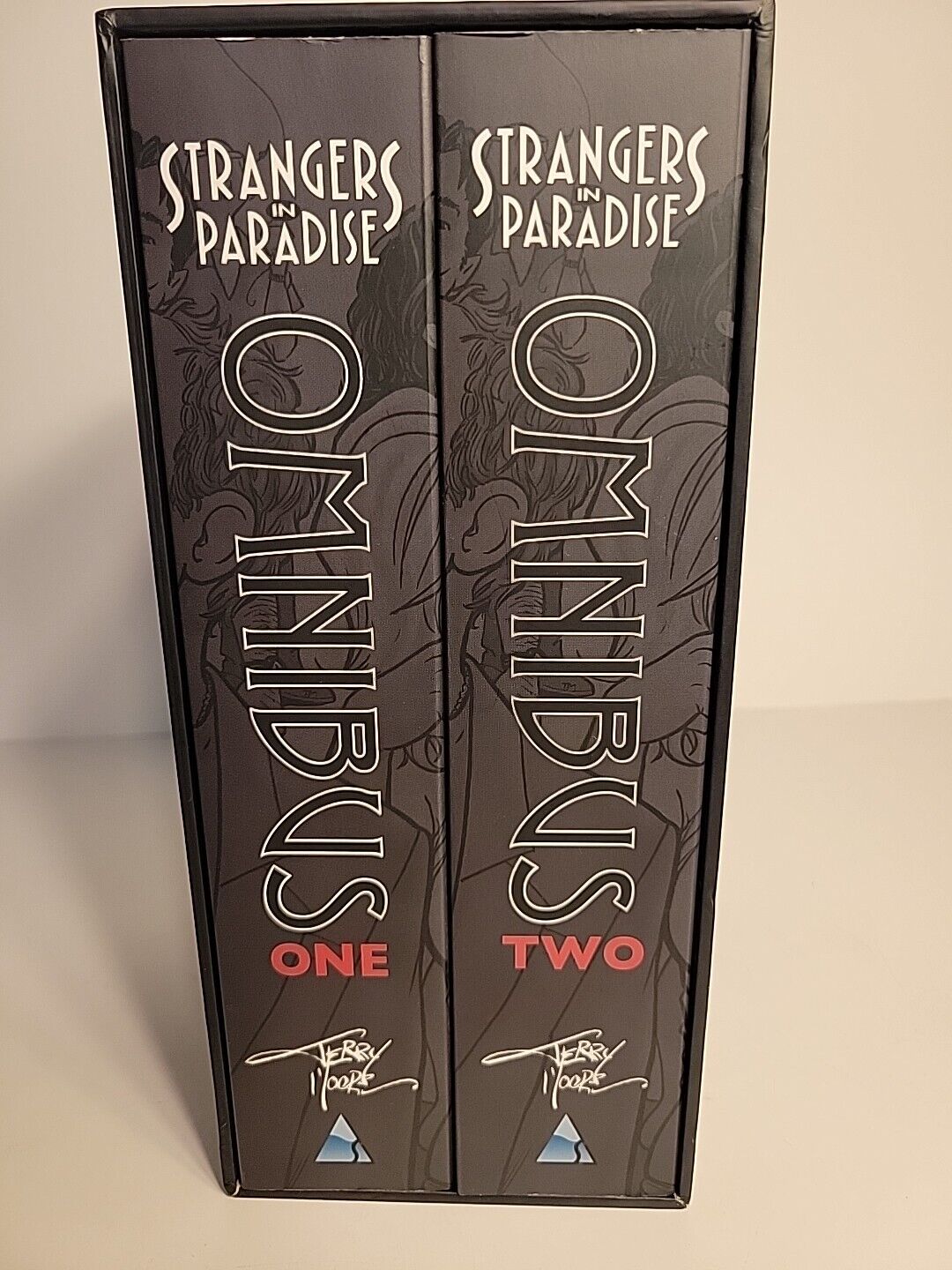 STRANGERS IN PARADISE OMNIBUS BOX SET SOFTCOVER EDITION