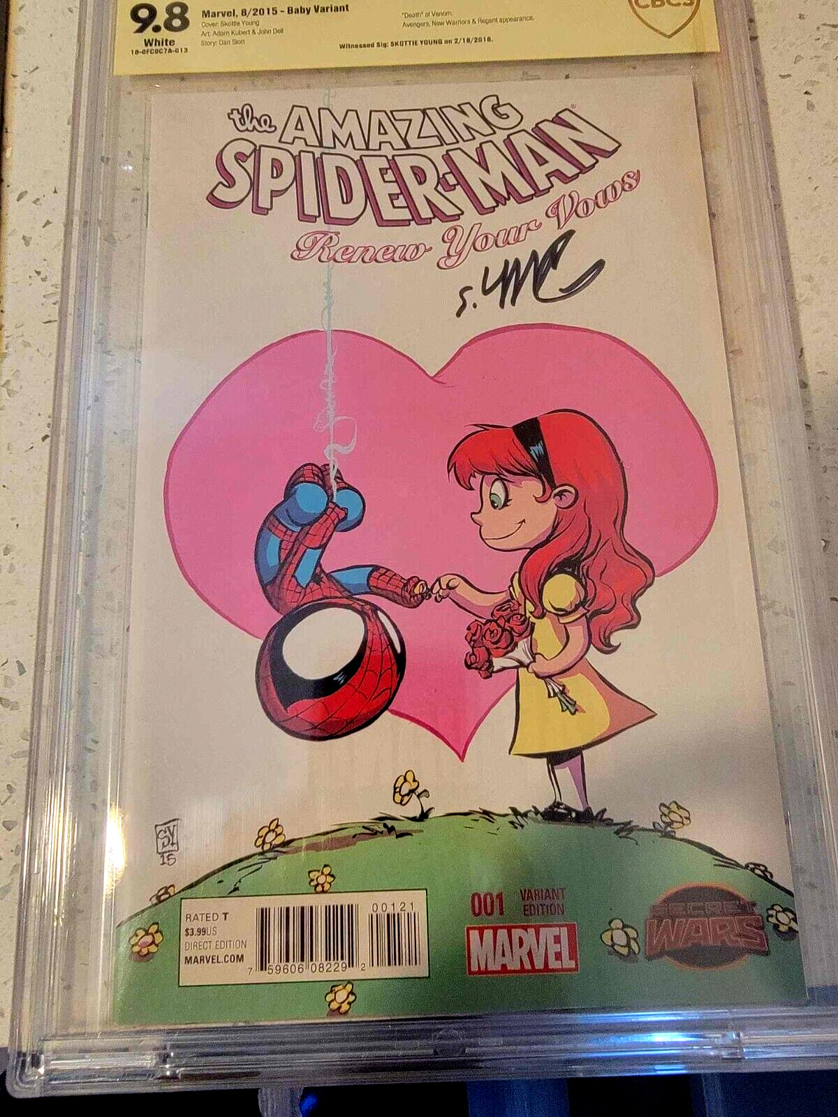Amazing Spider-Man #1 Signed By Skottie Young Exclusive Variant Cover CBCS 9.8