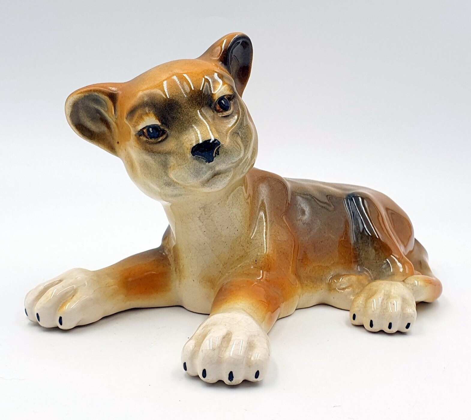 Beautiful vintage Bretby Porcelain Lion Cub - Rare & wonderful condition