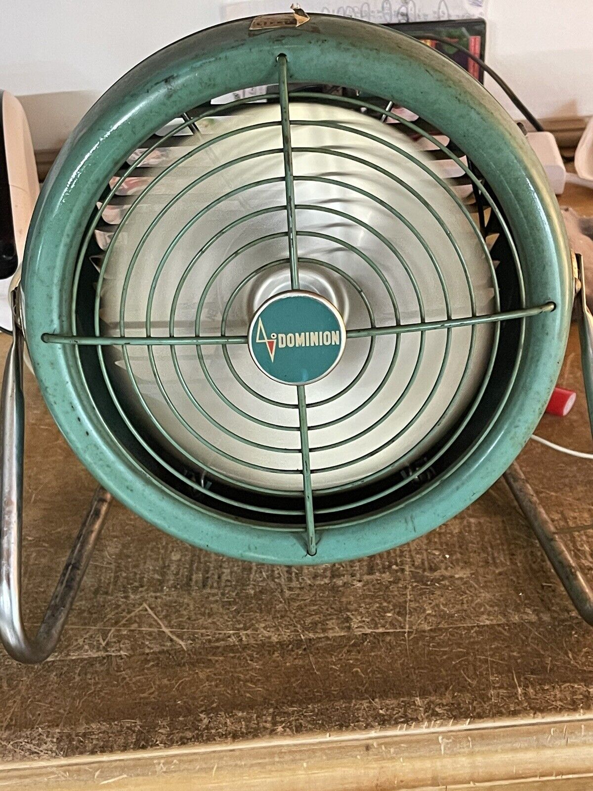 Vintage Dominion Teal Table Desk Fan Model 2007 In Working Condition
