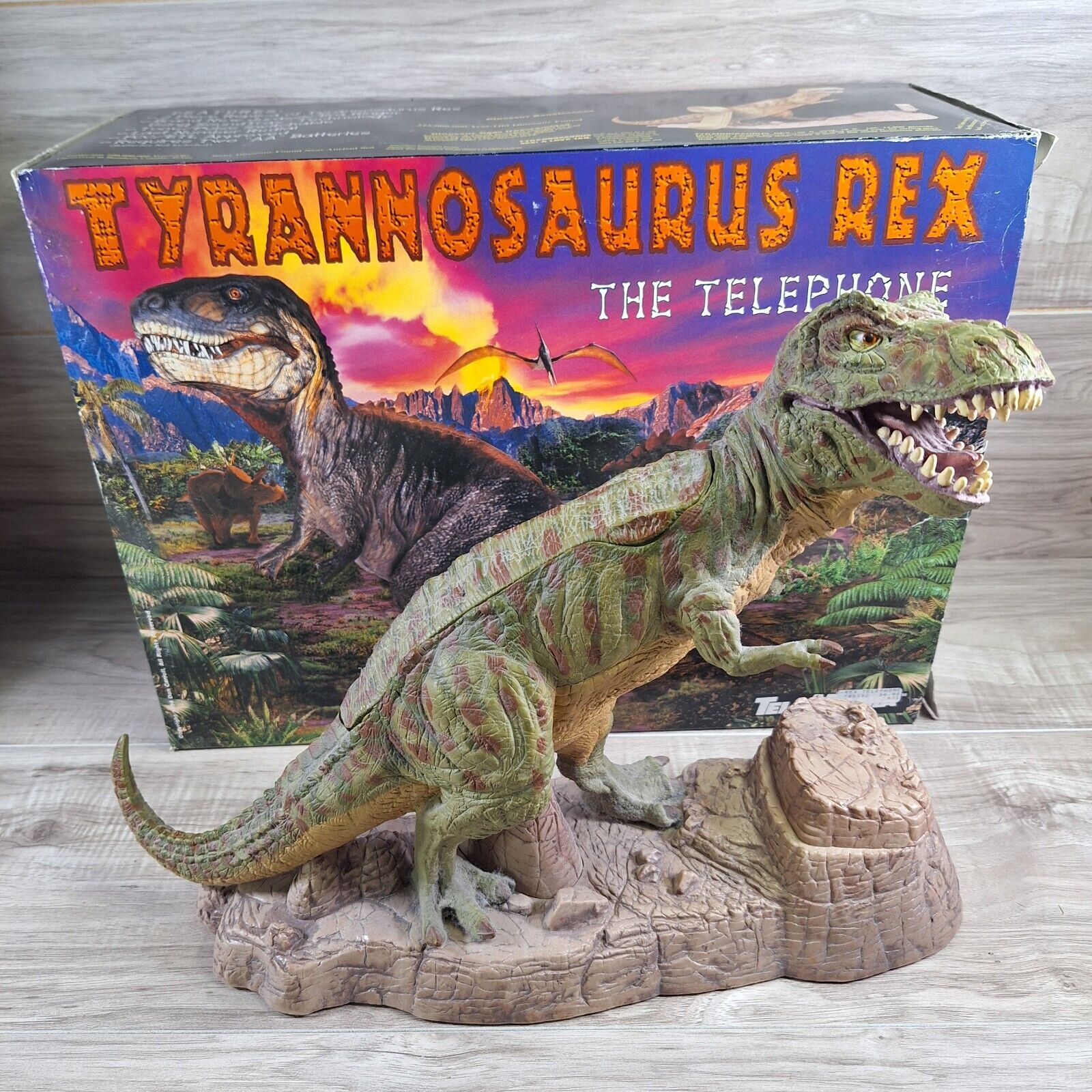 Tyrannosaurus Rex The Telephone circa 1994 boxed, Jurassic Era Ringer Telemania