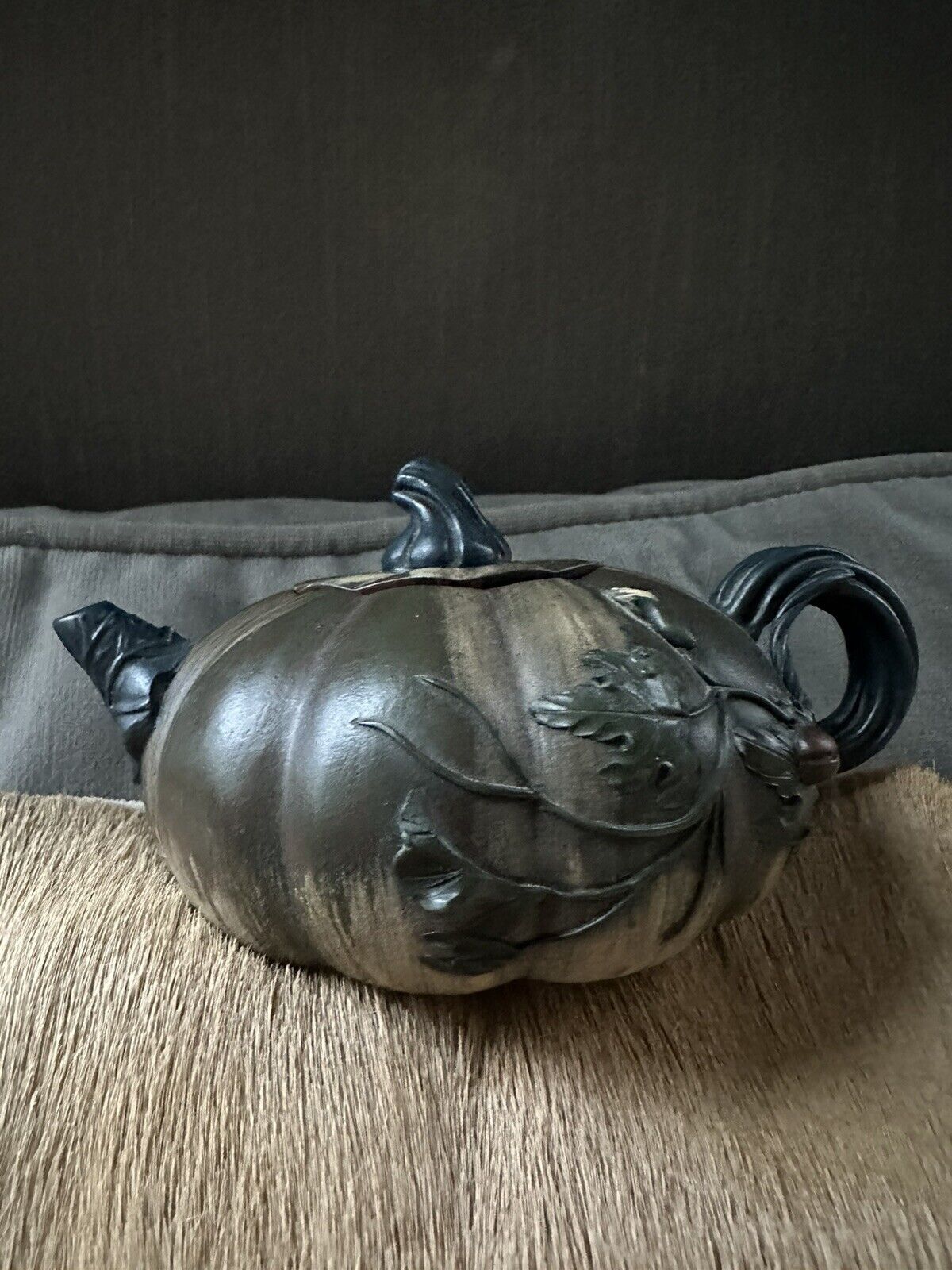 Zisha teapot Clay Pumpkin Gongfu Tea Pot Lady Bug Brown Handmade Yixing 5.5x3”