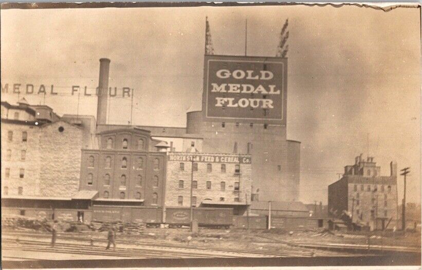 RPPC Postcard Gold Medal Flour North Star Minneapolis MN Minnesota 1912    I-107
