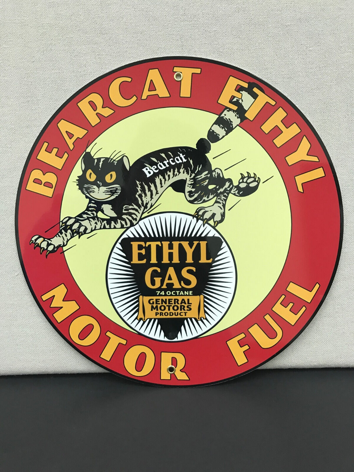 Bearcat ethyl motor fuel gasoline oil garage man cave racing vintage round sign 