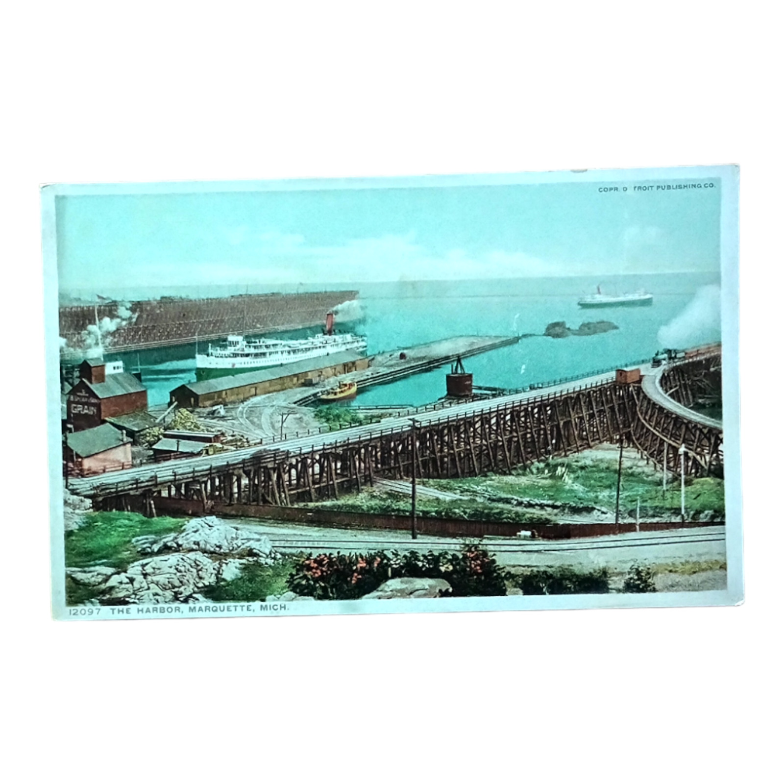 The Harbor Marquette Michigan Postcard    Unposted  NEW