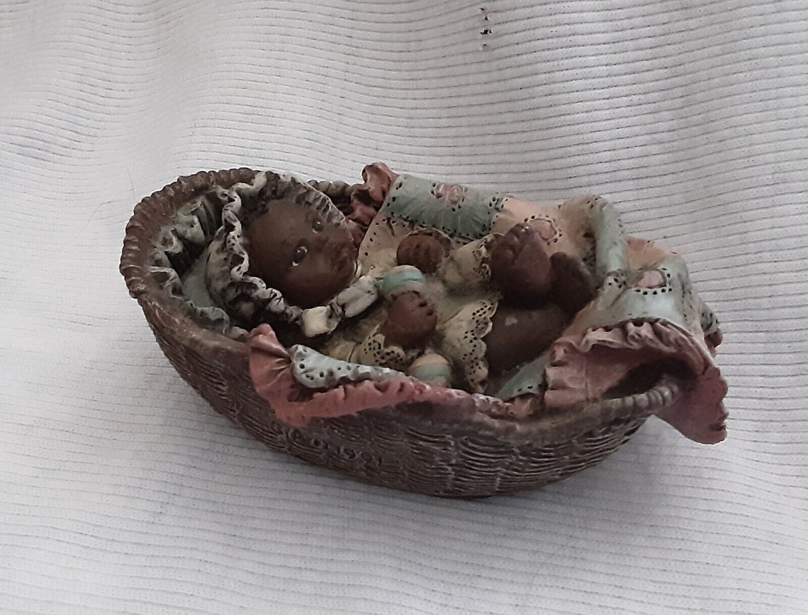 Vintage Sarah's Attic Figurine Baby in a Basket, #537