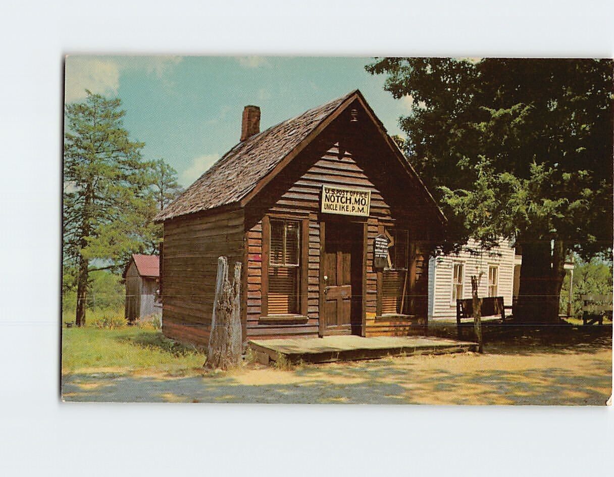 Postcard Uncle Ike\'s Post Office Notch Missouri USA