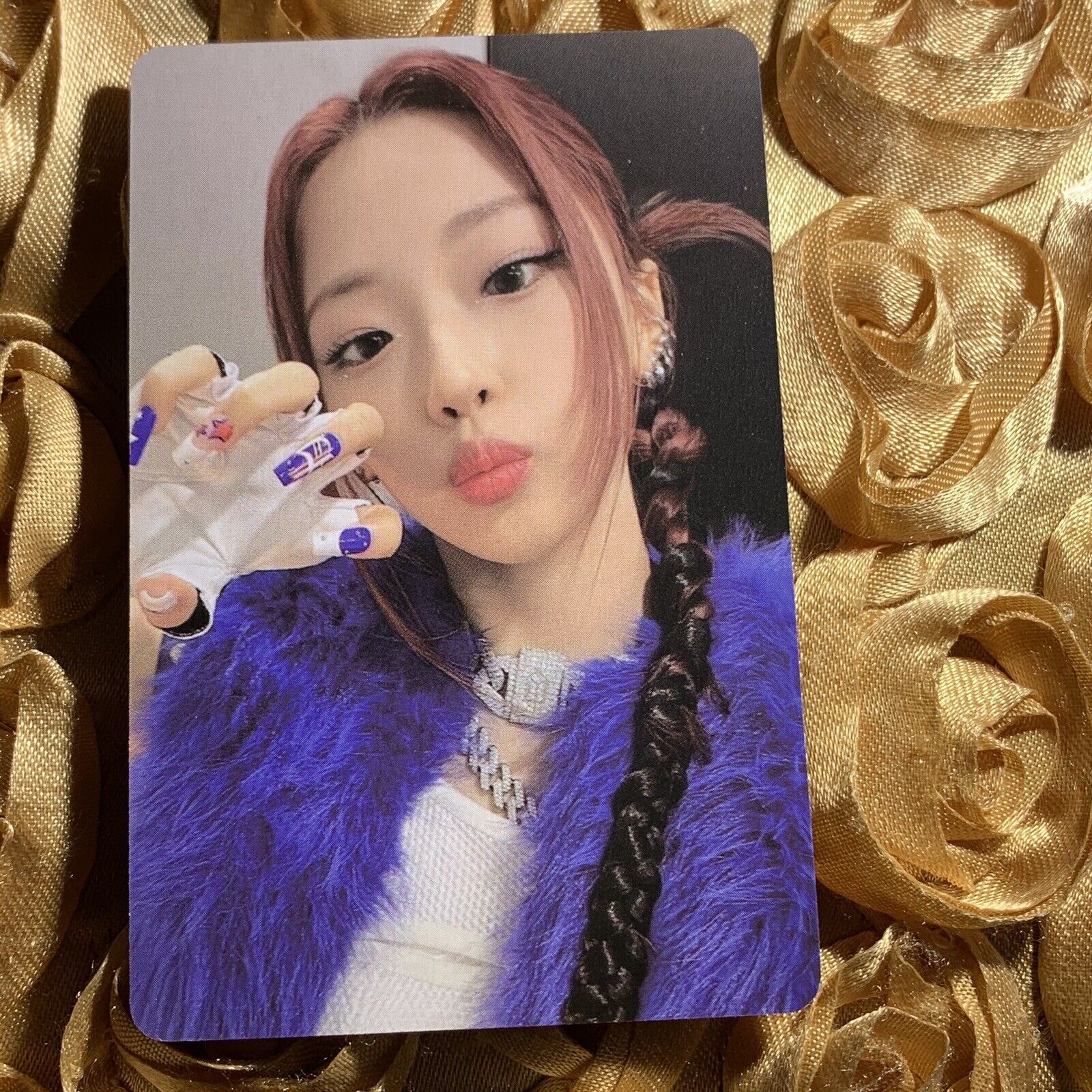 RUKA BABYMONSTER Red Devil Edition Celeb K-POP Girl Photo Card Claw