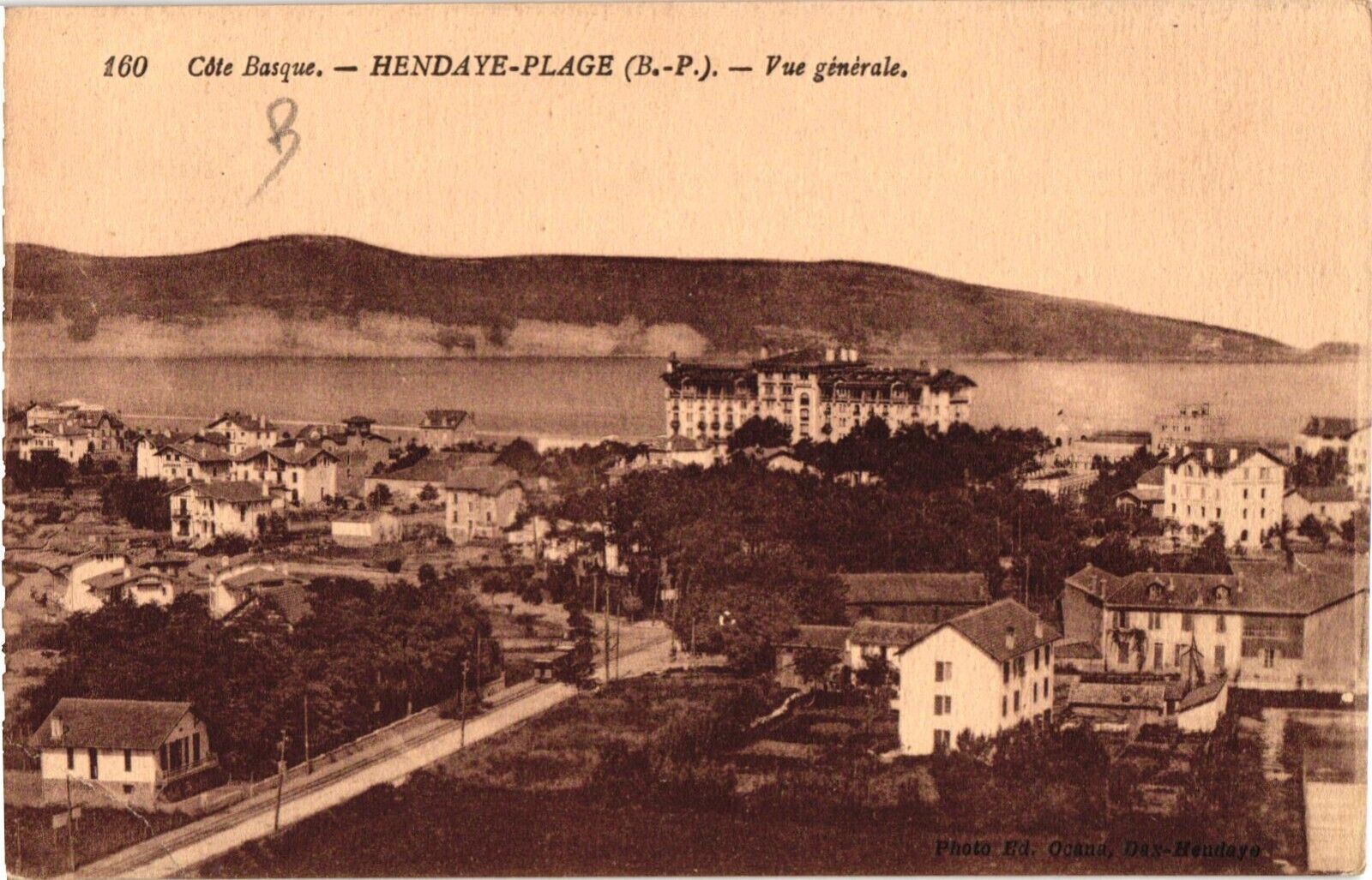 Vintage Unposted Postcard COTE BASQUE HENDAYE PLAGE