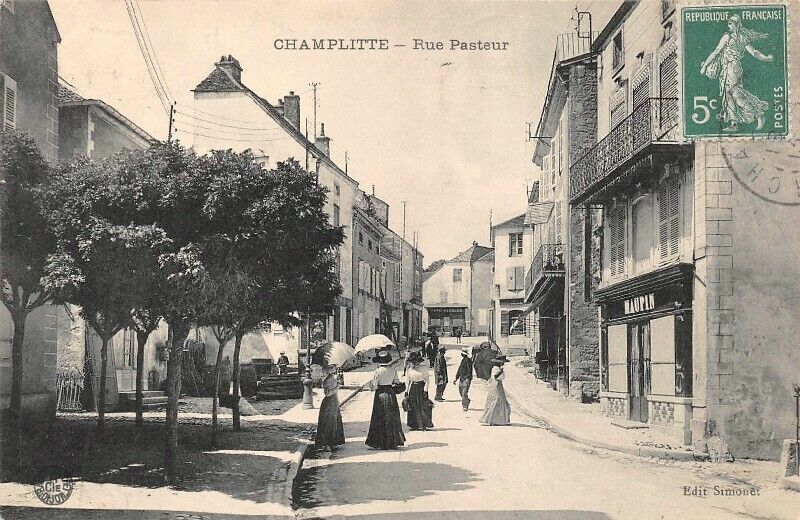 CHAMPLITTE - rue Pasteur (Haute Saône)