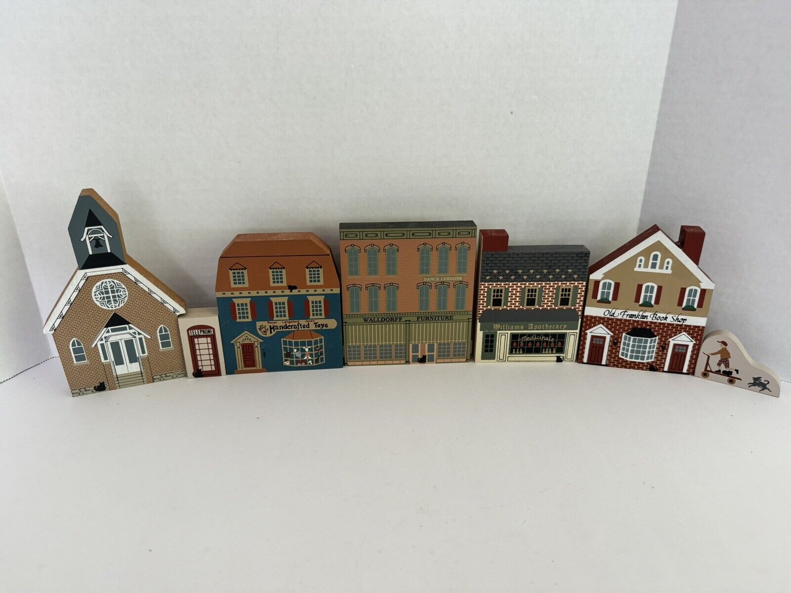Cat\'s Meow Village Store House Lot Of 7 Apothecary Dry Goods Book Shop Toy Shop