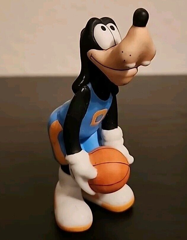 Disney Sri Lanka Schmid Porcelain Figure Goofy Basketball Sport Blue 4