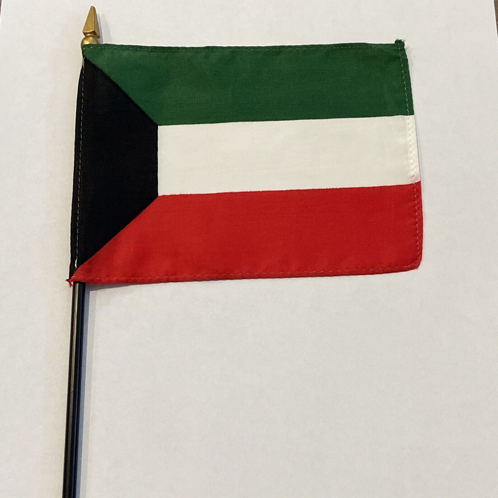 New Kuwait Mini Desk Flag - Black Wood Stick Gold Top 4” X 6”