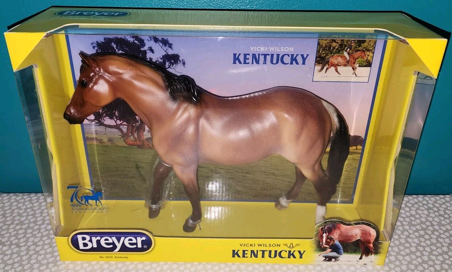 NIB Breyer Traditional Model Horse #1820 \