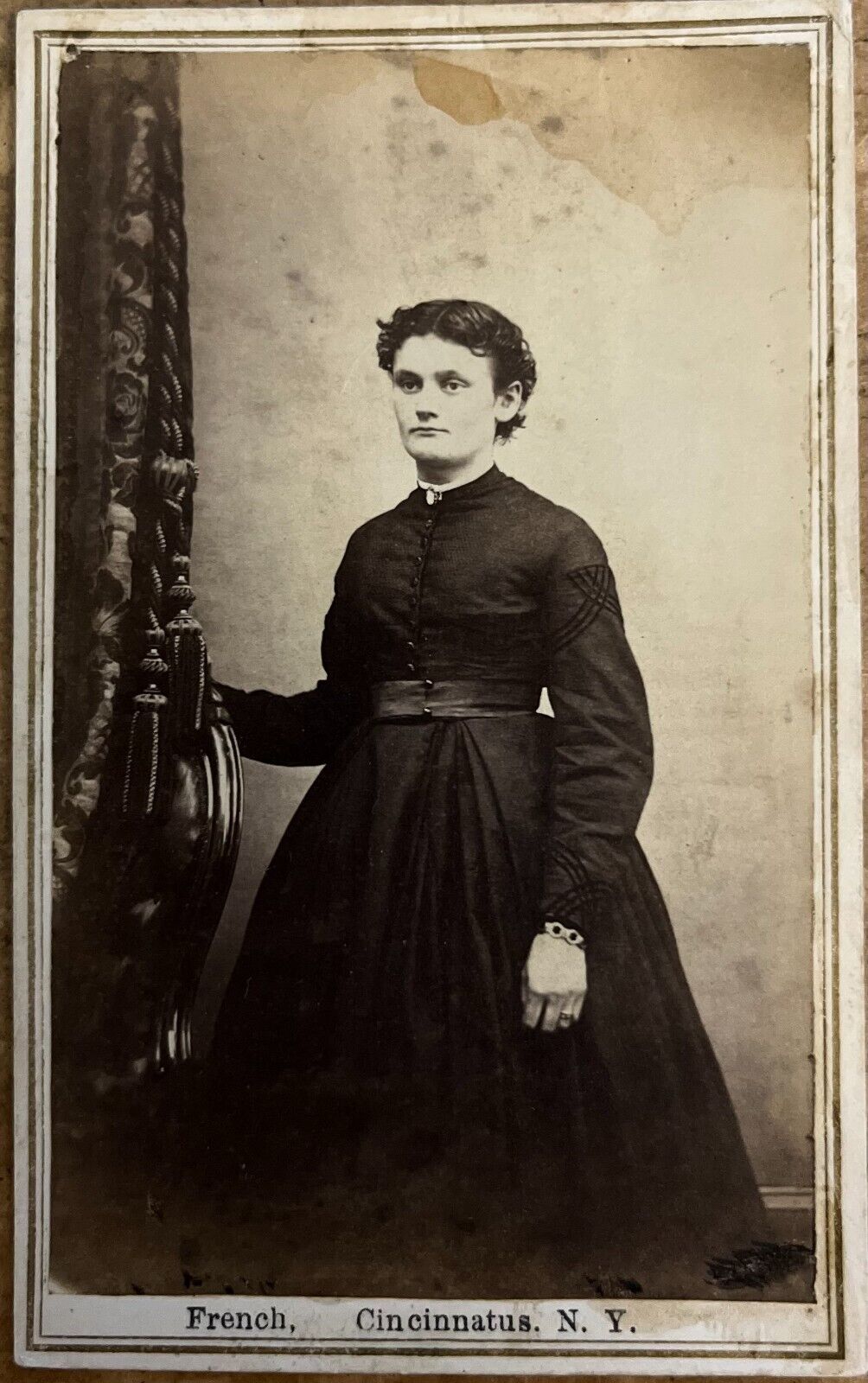~1864 CDV PHOTO CIVIL WAR ERA YOUNG WOMAN; French Photography - Cincinnatus NY