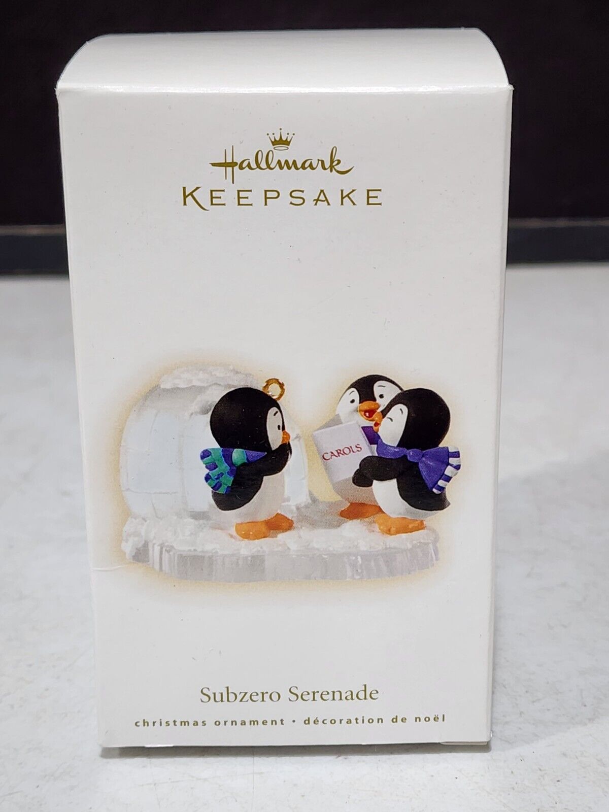 2009 Hallmark Keepsake Subzero Serenade Ornament Penguins Playing