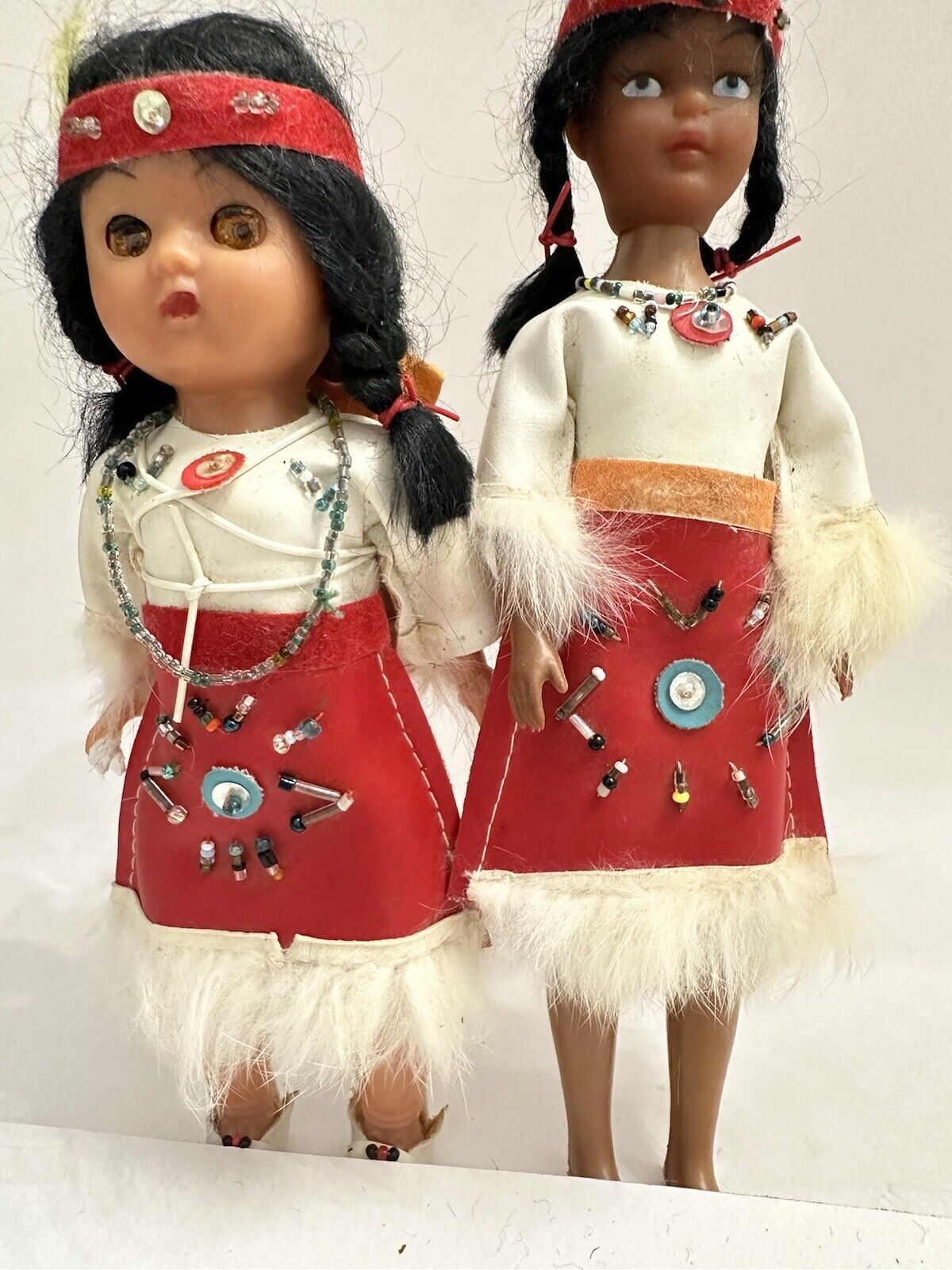Lot 2 VTG Native American Dolls Plastic Hand Beaded Dress Papoose 2 Babies Fur