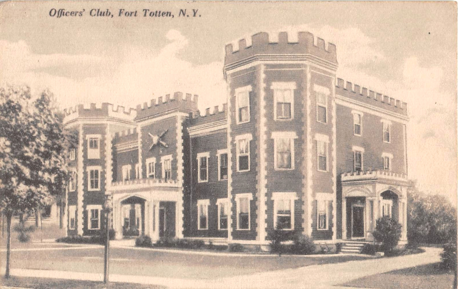 c.1910 Officers\' Club Fort Totten NY post card Queens