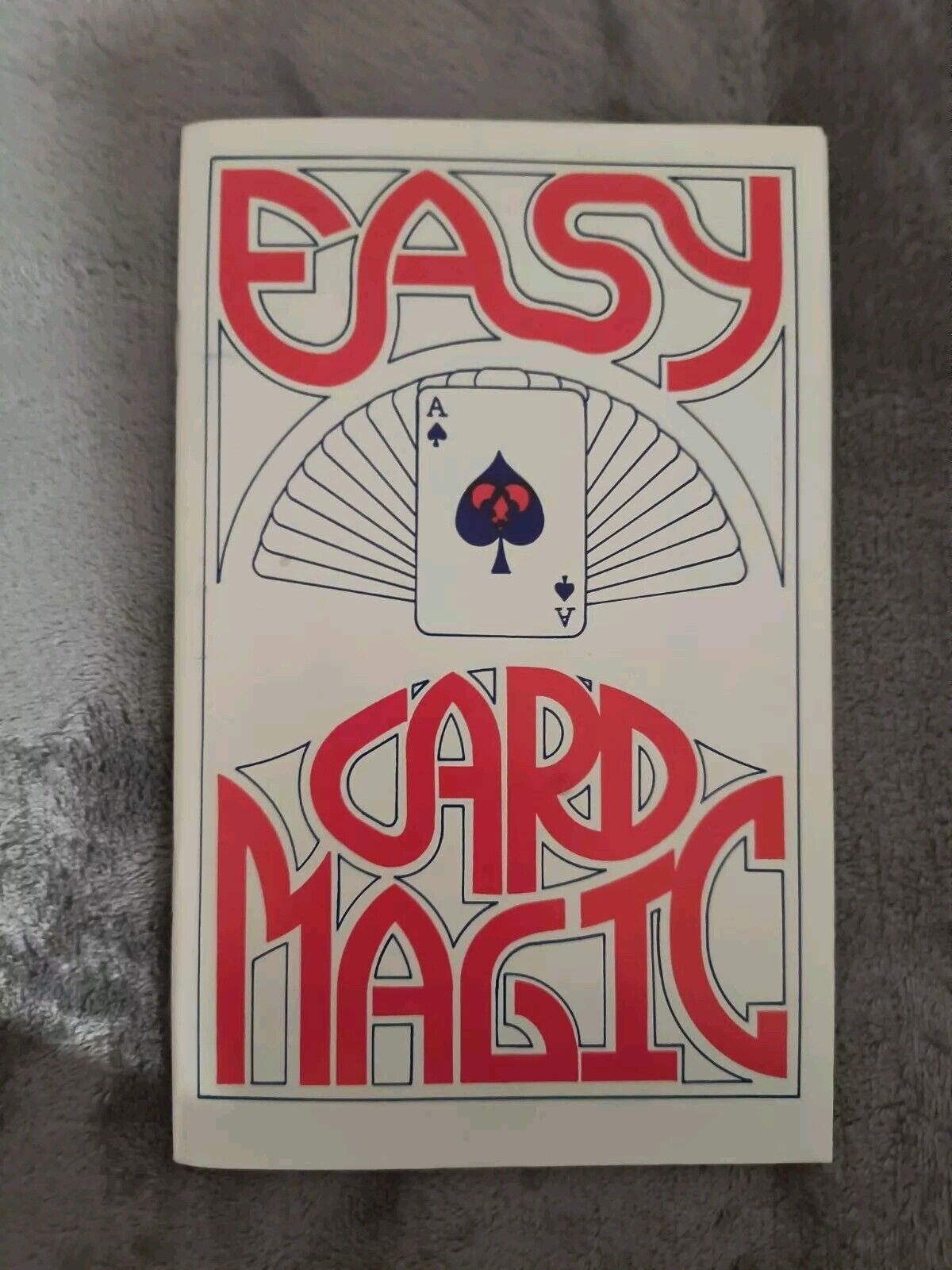 Easy Card Magic By Rob Roy