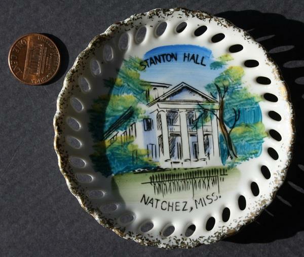 1960s Era Natchez Mississippi Antebellum Stanton Hall colorful butter pat plate