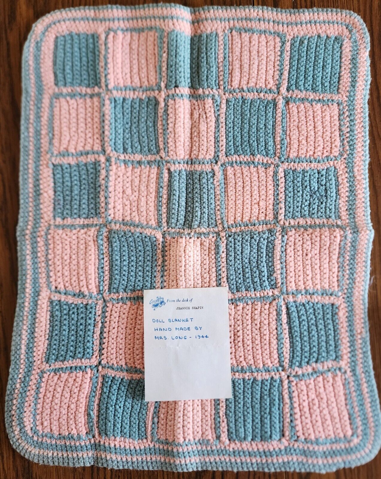 Antique Vintage Pink & Blue knitted doll blanket 24.5\