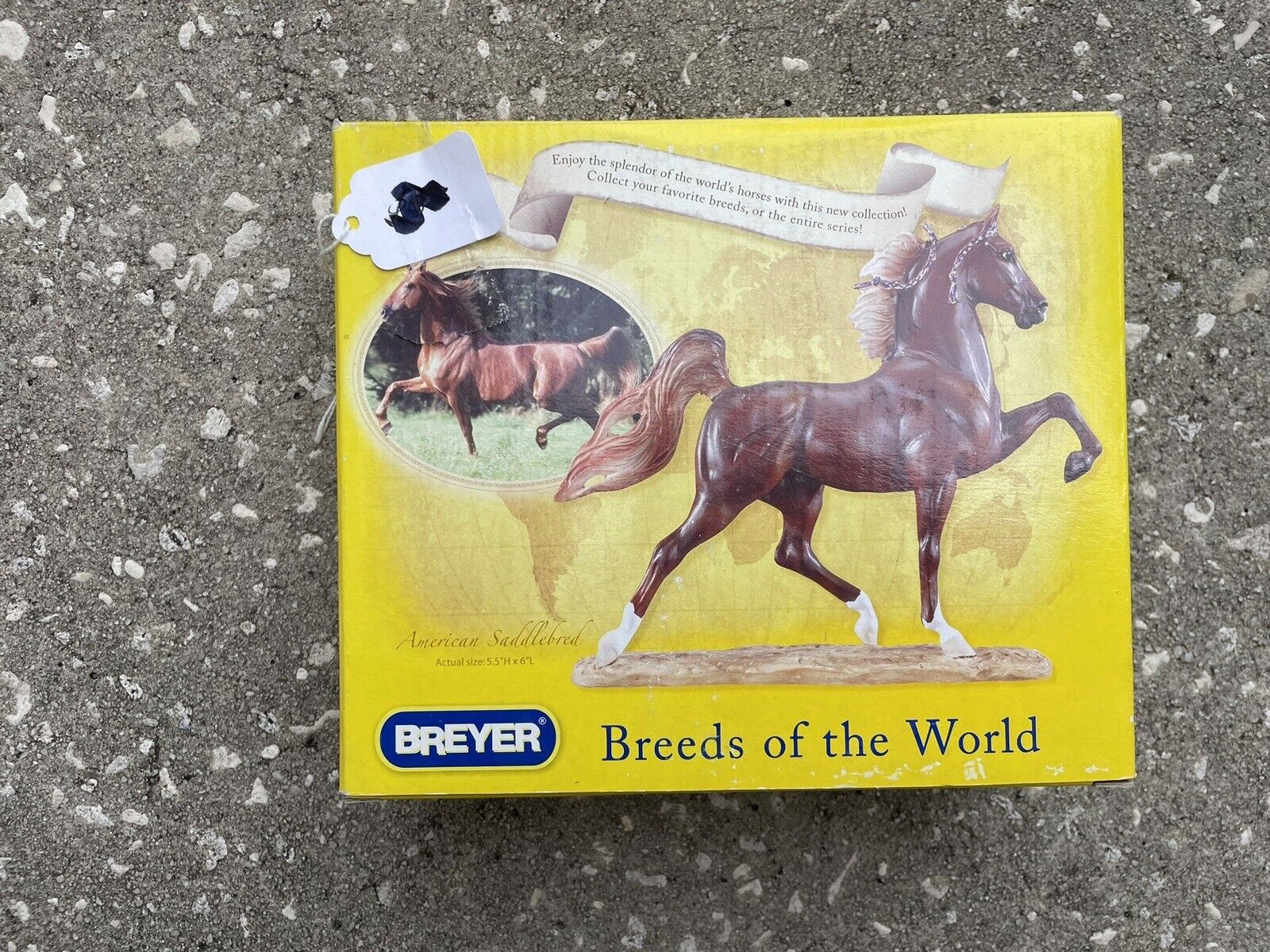 New NIB Breyer Horse #8251 American Saddlebred Breeds of the World Artist Resin