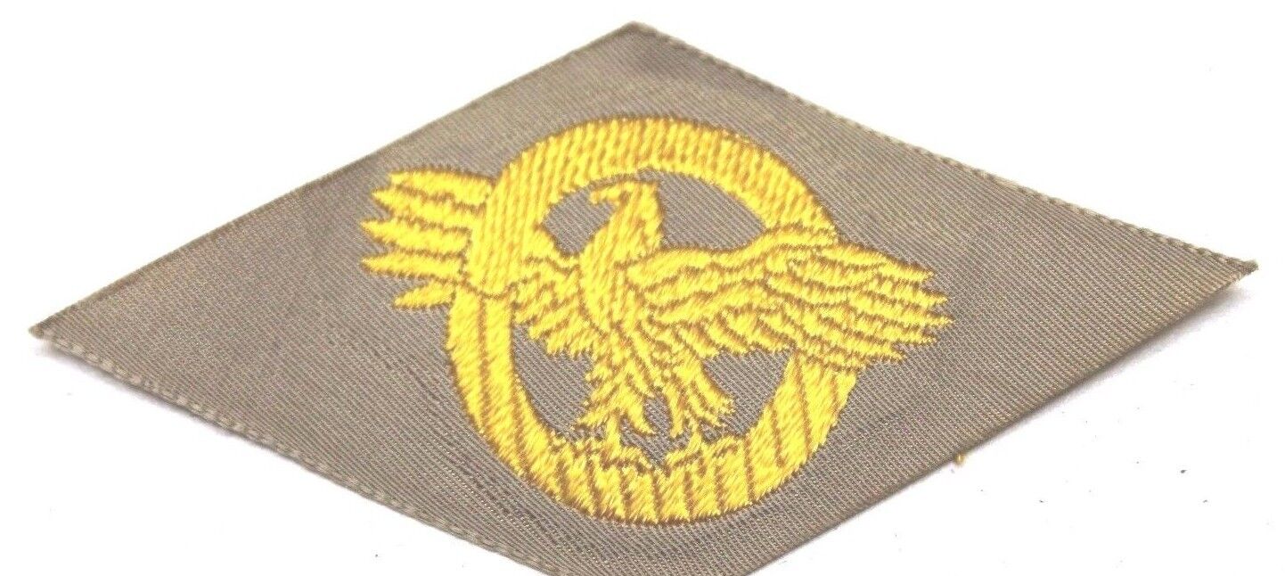 WWII US Tan Khaki Rayon Honorable Discharge Ruptured Duck Patch each P1629