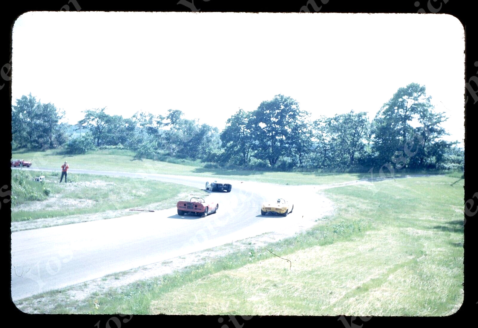 Sl64  Original slide 1966 road coure car race 909a