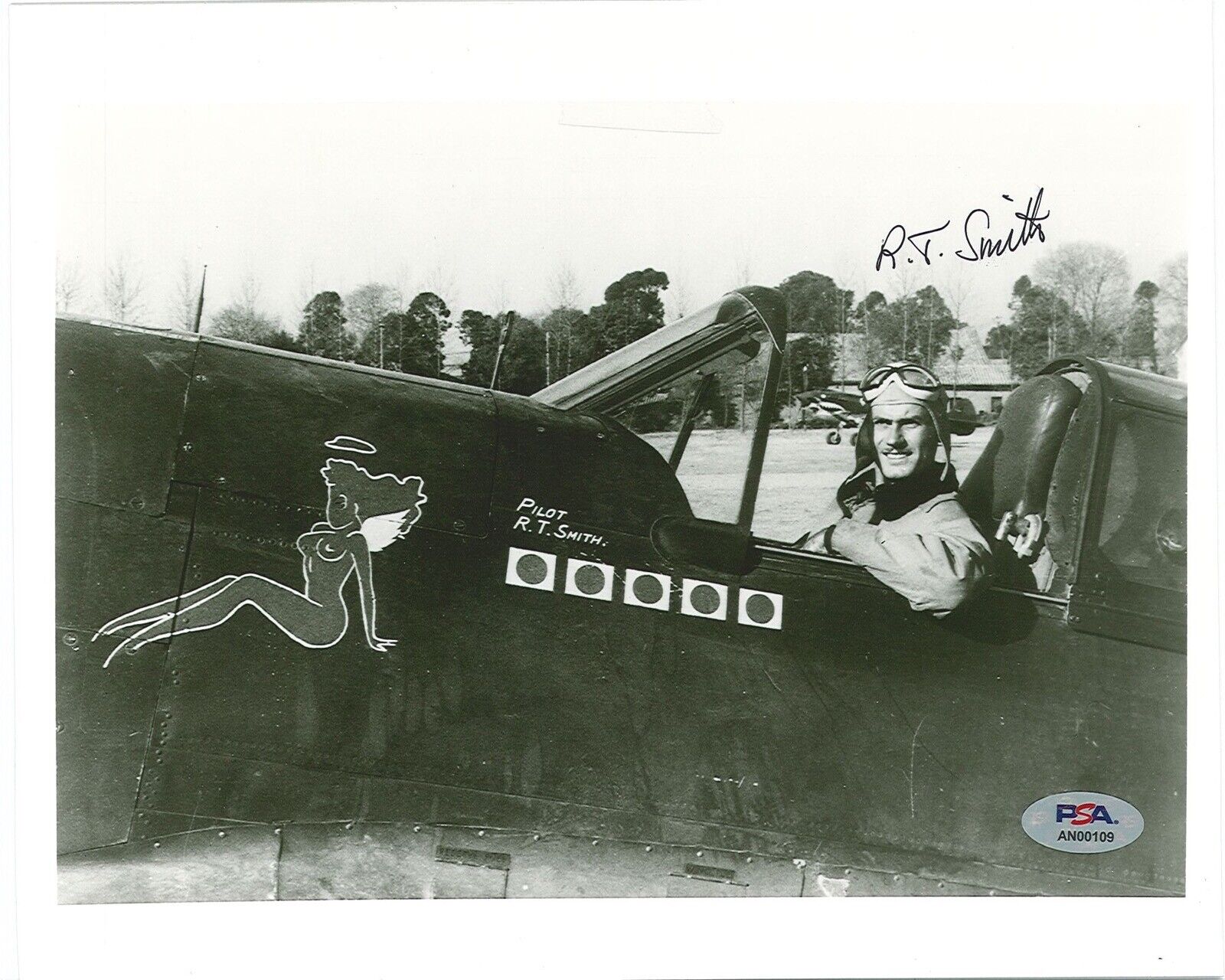 RT SMITH SIGNED 8X10 PHOTO PSA DNA AN00109 (D) WWII AVG FLYING TIGERS ACE