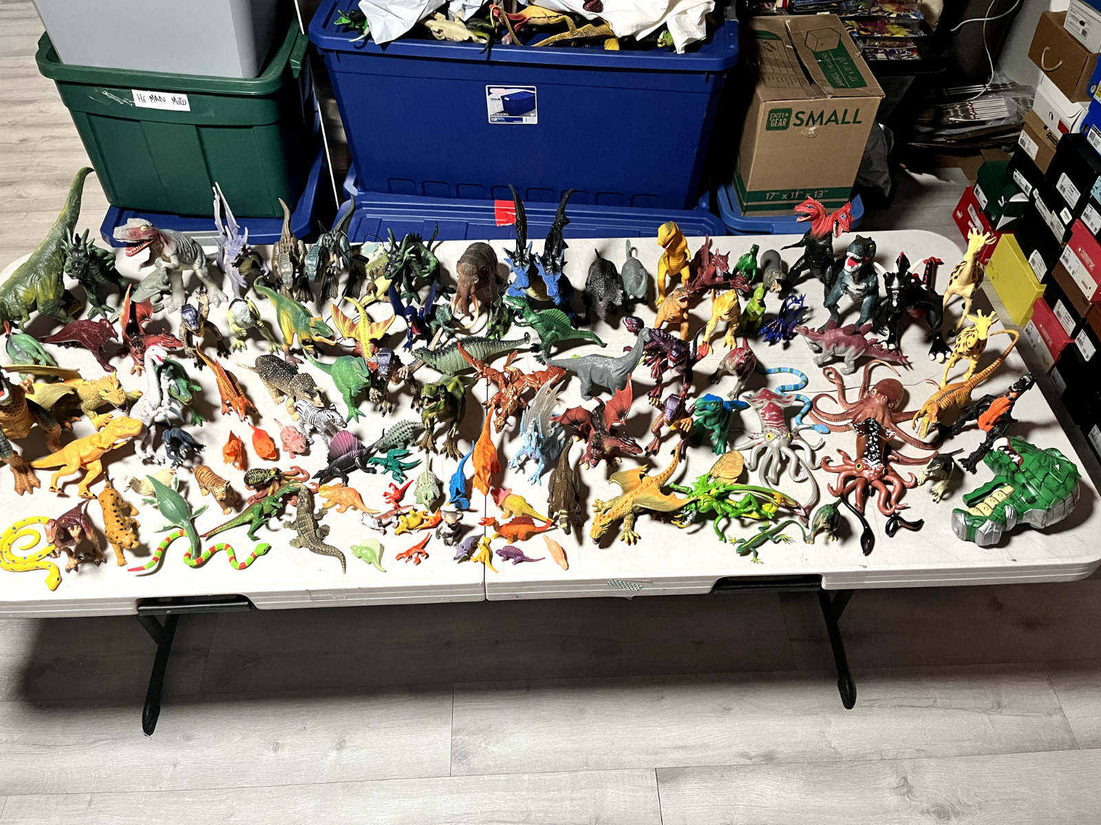 Lot of of 100+ Vintage & Modern PVC & Plastic Dinosaur Godzilla Figures Toys