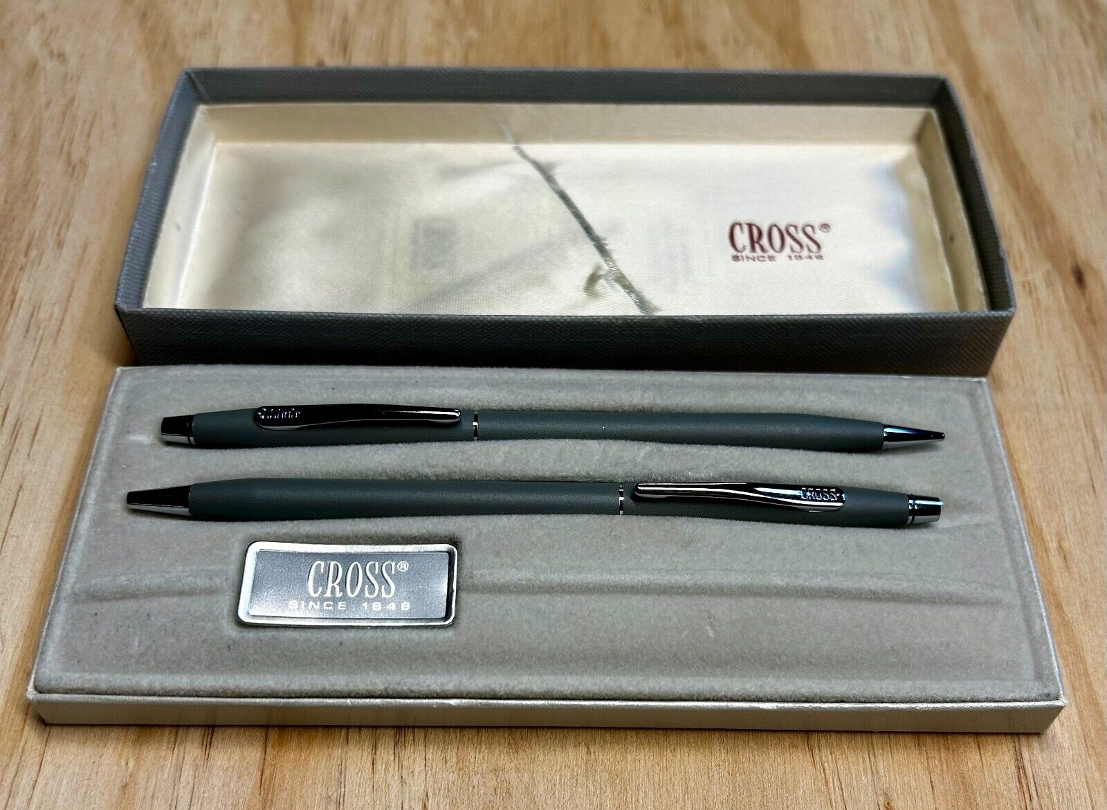 Vintage 1970s CROSS PEN SET TWO PENS WITH BOX GRAY 2101 