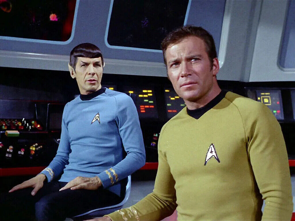 Spock Captain Kirk from Original Star Trek SCI FI TV Picture Photo 8\