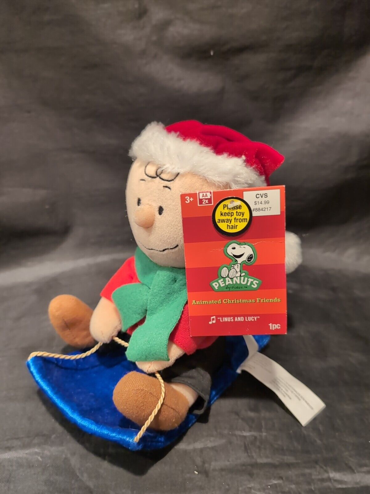 2012 Gemmy Charlie Brown Musical & Moving on Sled Toy / Peanuts Snoopy