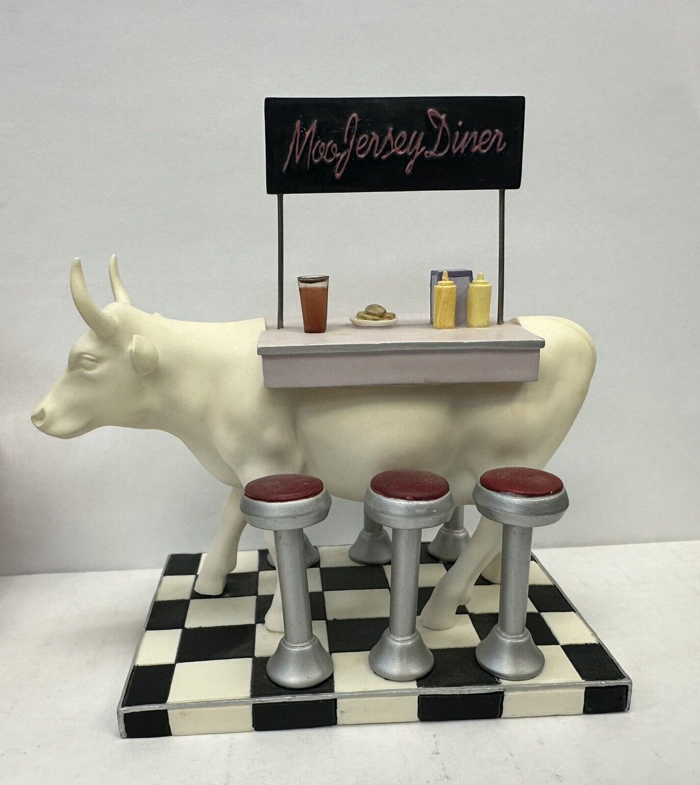 Cow Parade Moo Jersey Diner 6” Resin Figurine 9136 2001