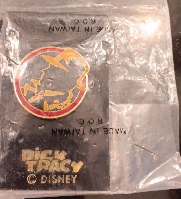 Vintage Unwrapped DICK TRACY Collector Pin From The 90\'s