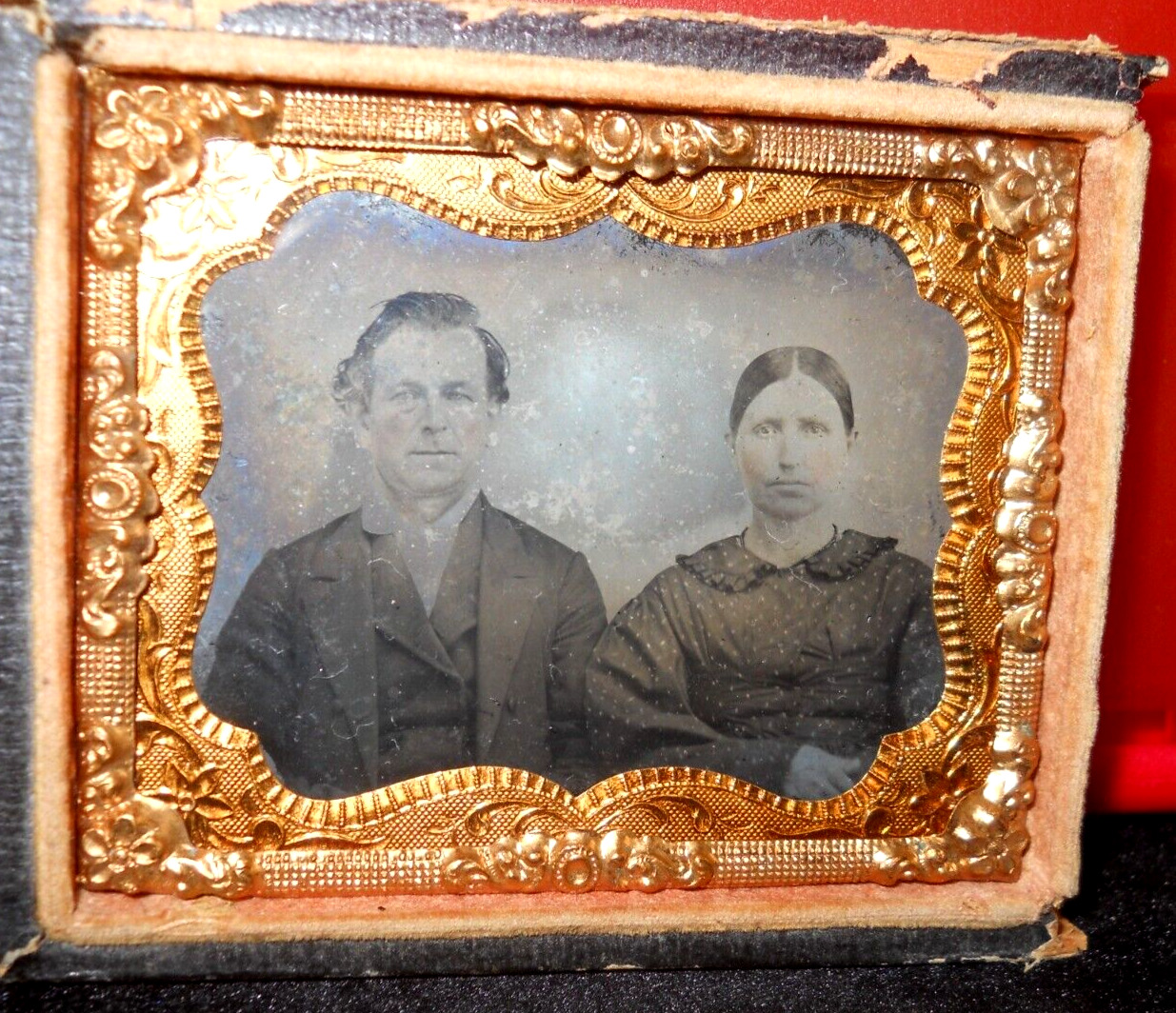 1/9th Size Tintype of young couple in half case