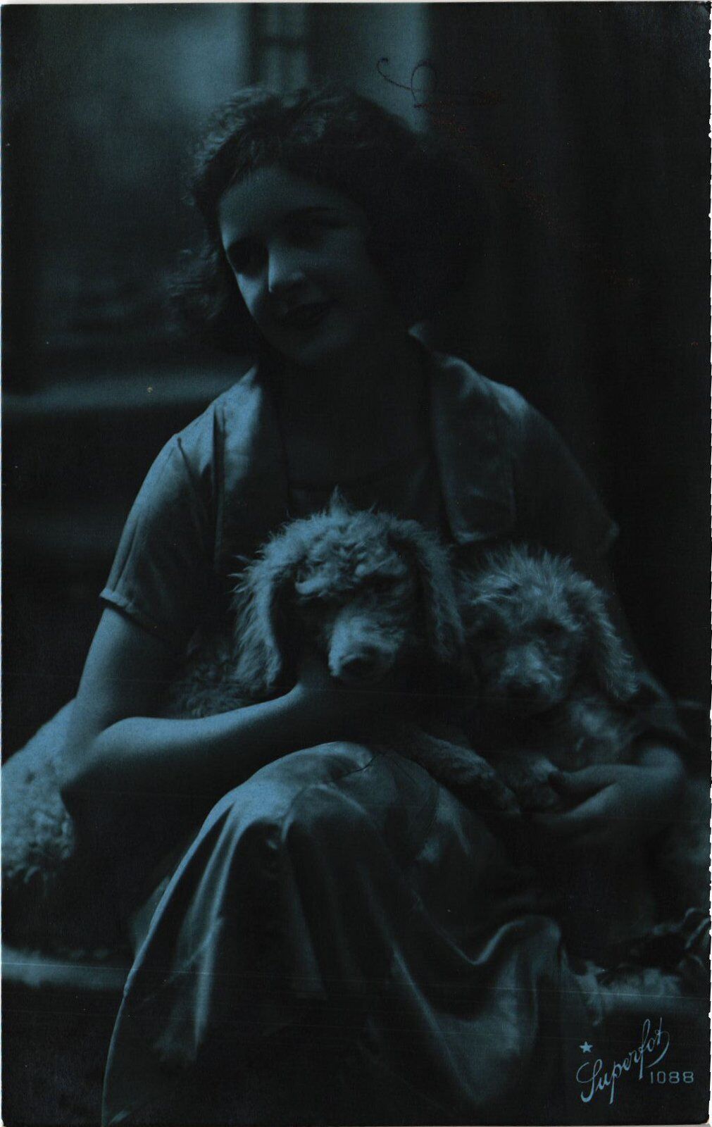 CPA AK Young Lady with Two Dogs DOGS (1387798)
