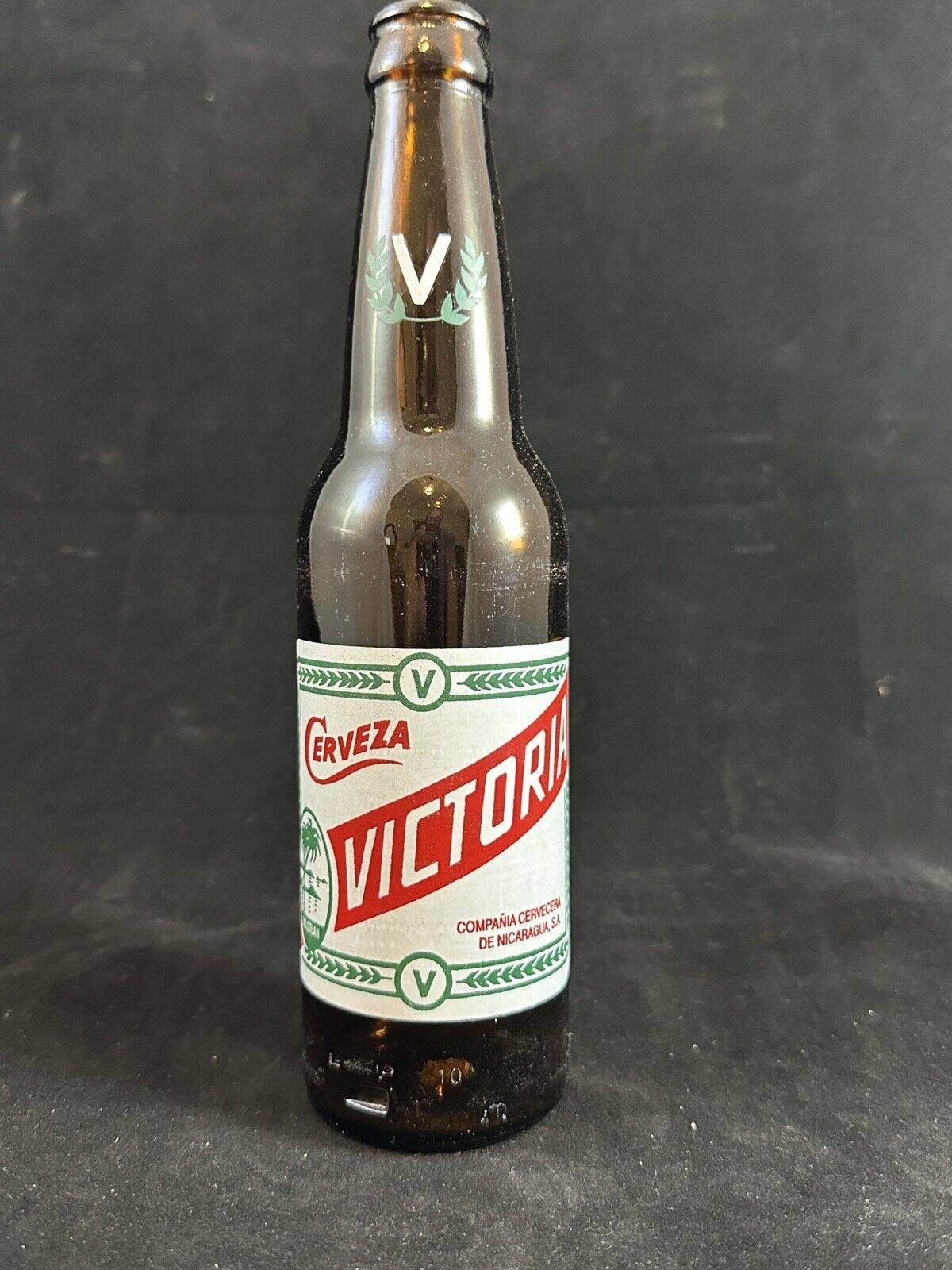 Rare Vintage Victoria Beer Bottle Nicaragua Xolotlan Painted Label Cerveza