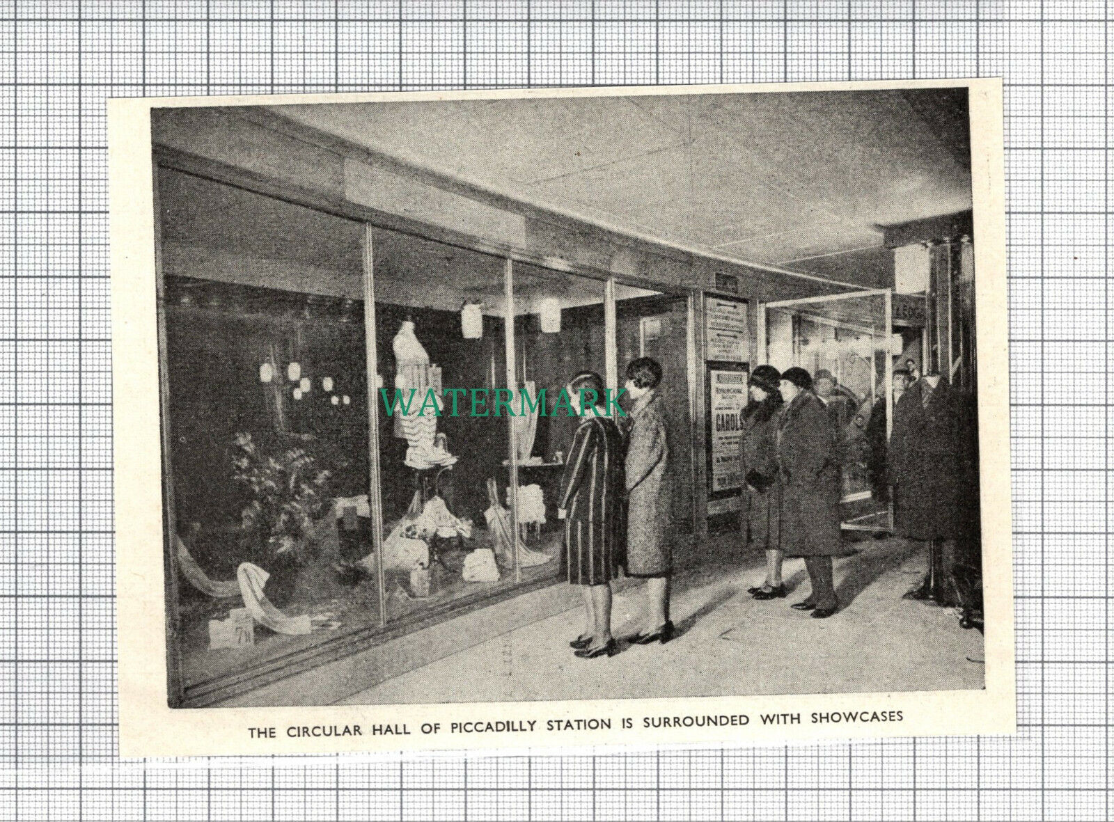 C3830) Piccadilly Underground Station Circular Hall - c1950s Cutting