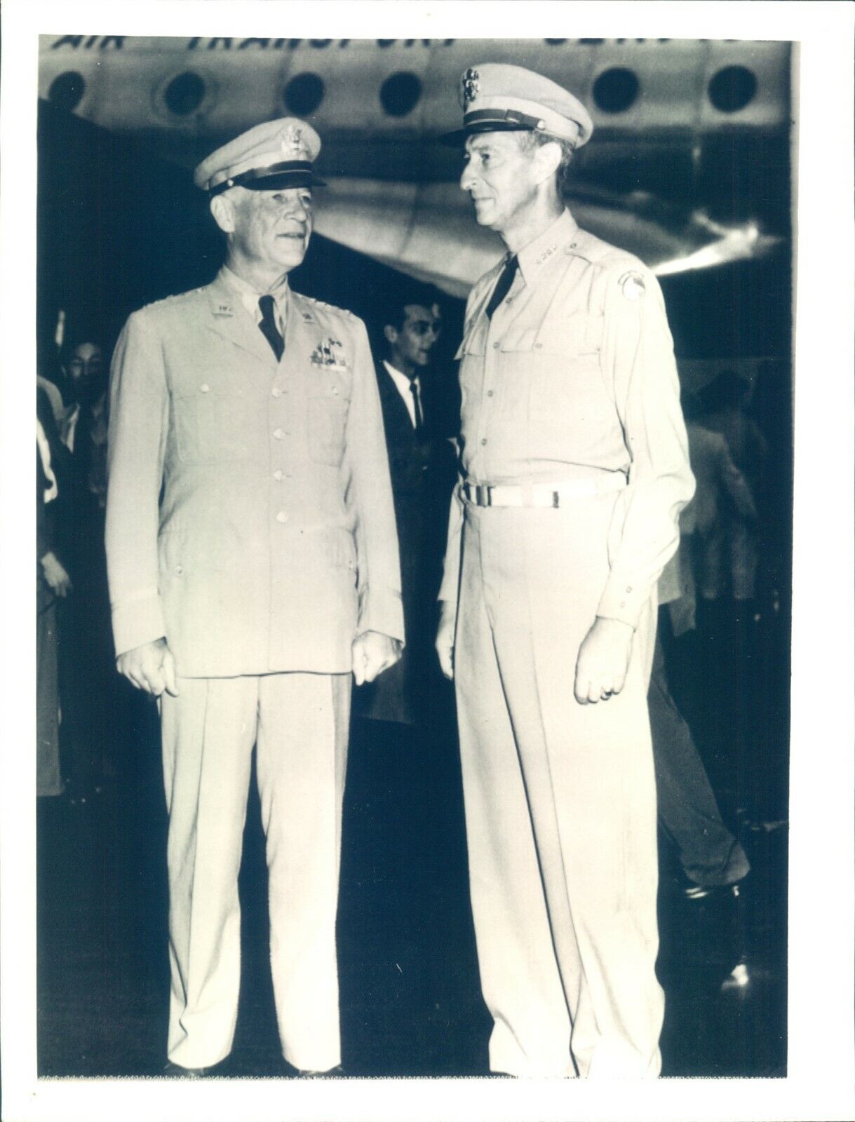 GA80 1953 Orig Photo GEN JOHN E HULL ARRIVES IN JAPAN TO TAKE COMMAND Gen Clark