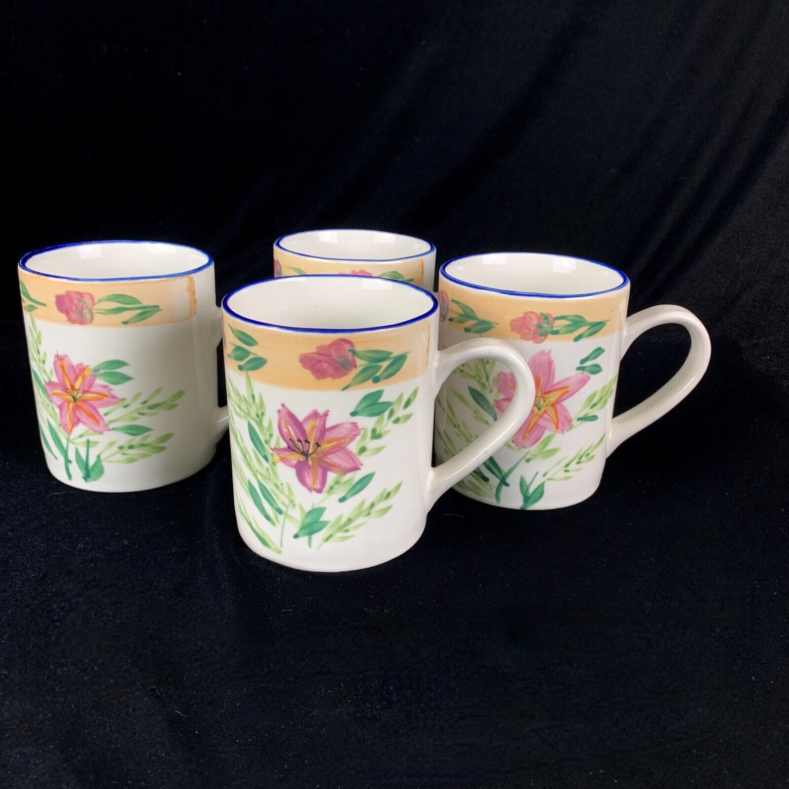 4 Vintage Royal Norfolk Mug Set Purple Lily Floral Coffee Tea 10 oz Excellent