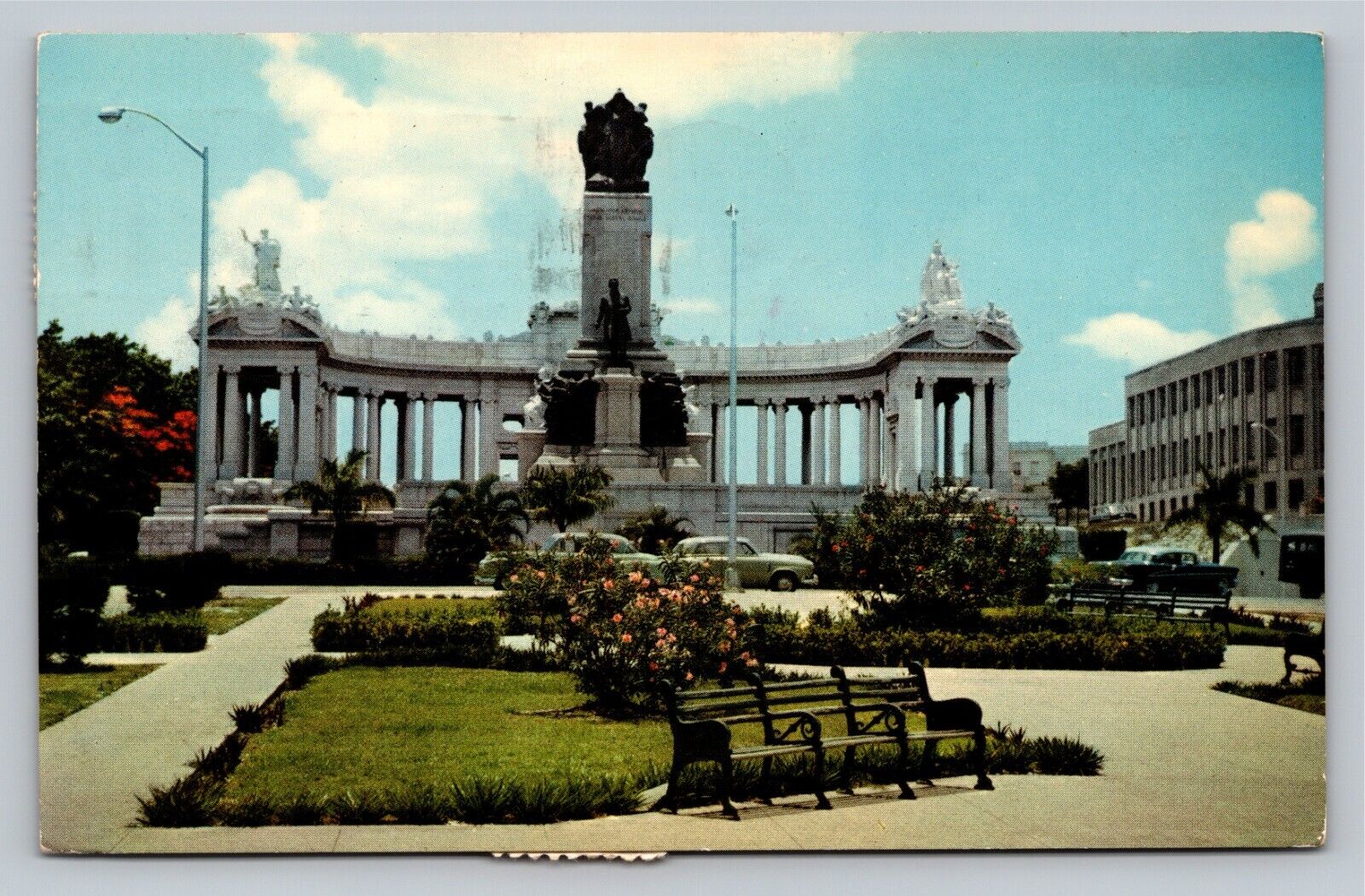 Postcard Jose Miguel Gomez Monument View Classic Cars Statues Habana Cuba c1959